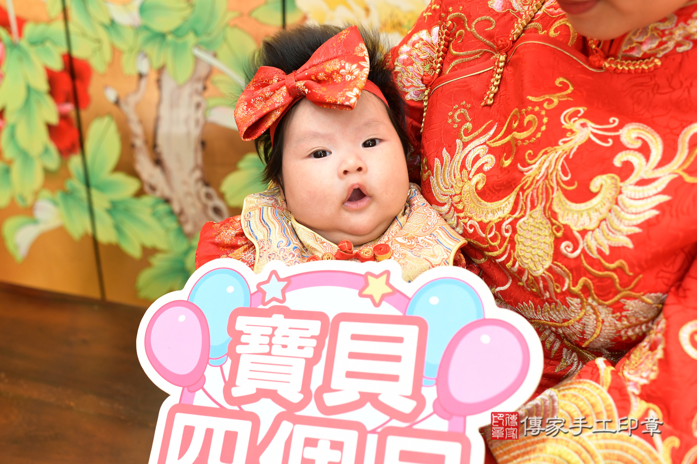 台北市大同區錂錂寶寶收涎推薦：傳家台北店收涎中國風會場，嬰兒古禮收涎收口水流程儀式、收涎吉祥話、收涎餅乾、收涎拍照。收涎證書。2025.3.11，照片2