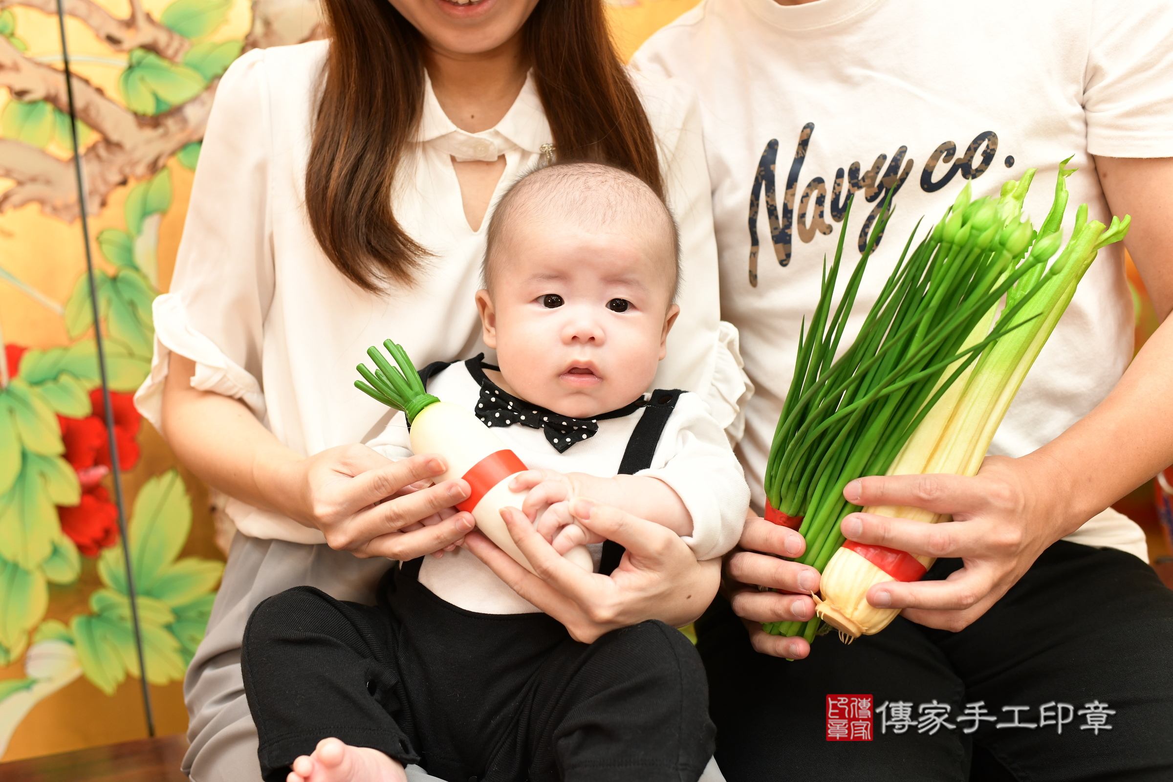 珵珵寶寶(台北市大同區嬰兒寶寶滿月剃頭理髮、嬰兒剃胎毛儀式吉祥話)。中國風會場，爸媽寶貝穿「日中韓」古裝禮服。專業拍照、證書。★購買「臍帶章、肚臍章、胎毛筆刷印章」贈送：剃頭、收涎、抓周，三選一。2025.3.23，照片7