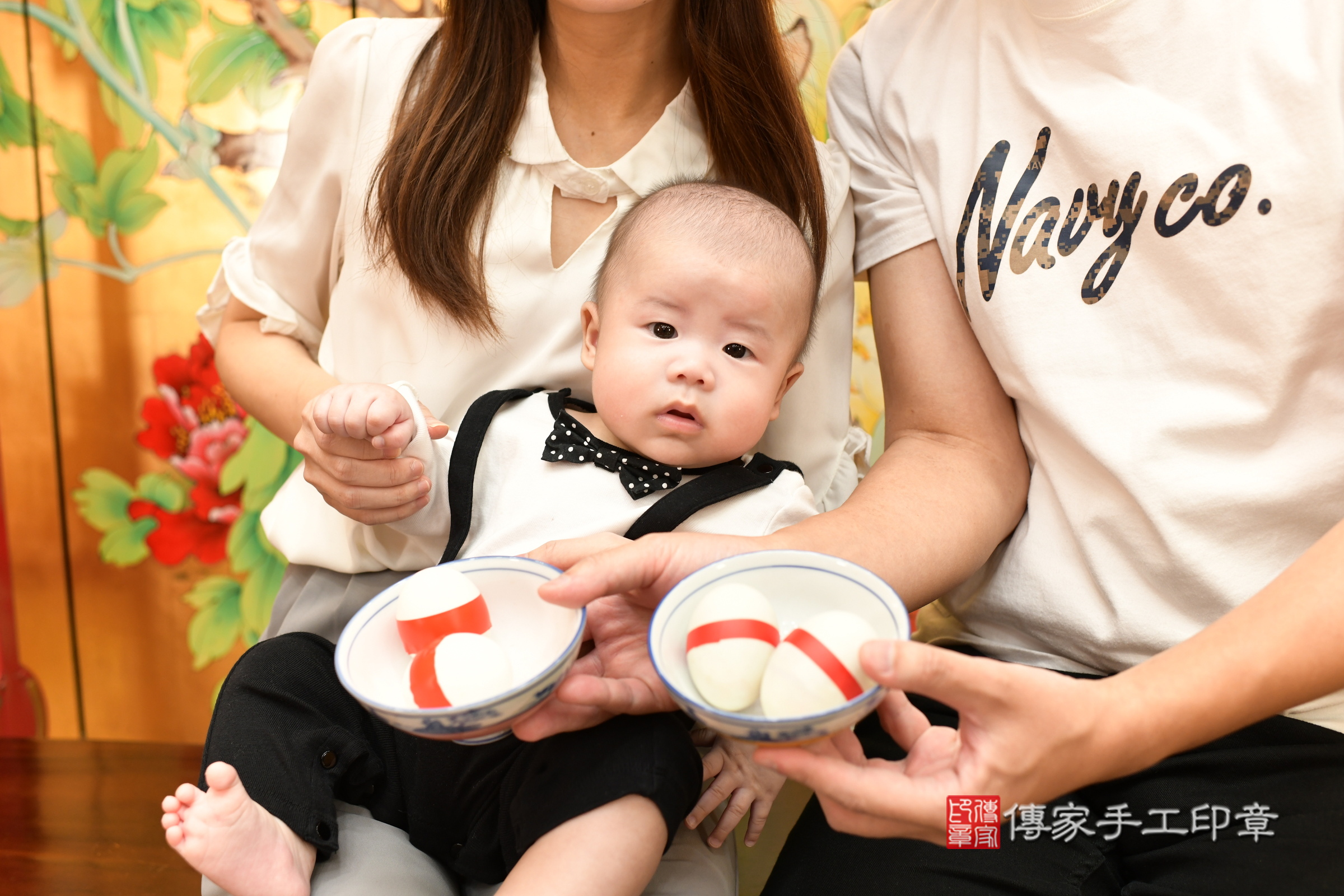 珵珵寶寶(台北市大同區嬰兒寶寶滿月剃頭理髮、嬰兒剃胎毛儀式吉祥話)。中國風會場，爸媽寶貝穿「日中韓」古裝禮服。專業拍照、證書。★購買「臍帶章、肚臍章、胎毛筆刷印章」贈送：剃頭、收涎、抓周，三選一。2025.3.23，照片4