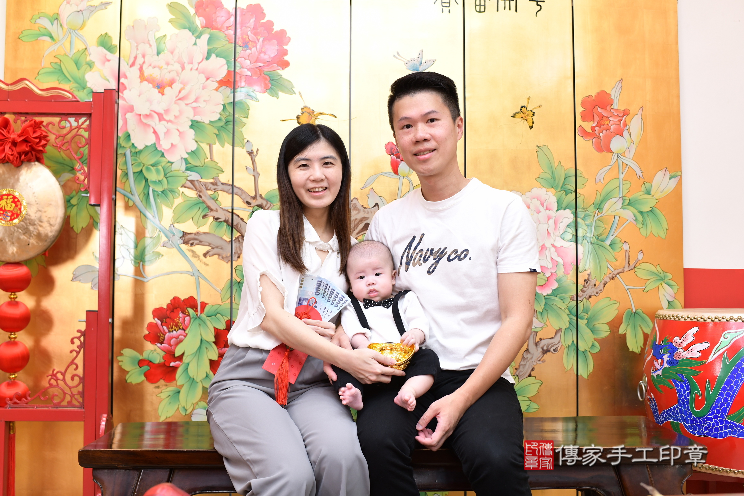 珵珵寶寶(台北市大同區嬰兒寶寶滿月剃頭理髮、嬰兒剃胎毛儀式吉祥話)。中國風會場，爸媽寶貝穿「日中韓」古裝禮服。專業拍照、證書。★購買「臍帶章、肚臍章、胎毛筆刷印章」贈送：剃頭、收涎、抓周，三選一。2025.3.23，照片8