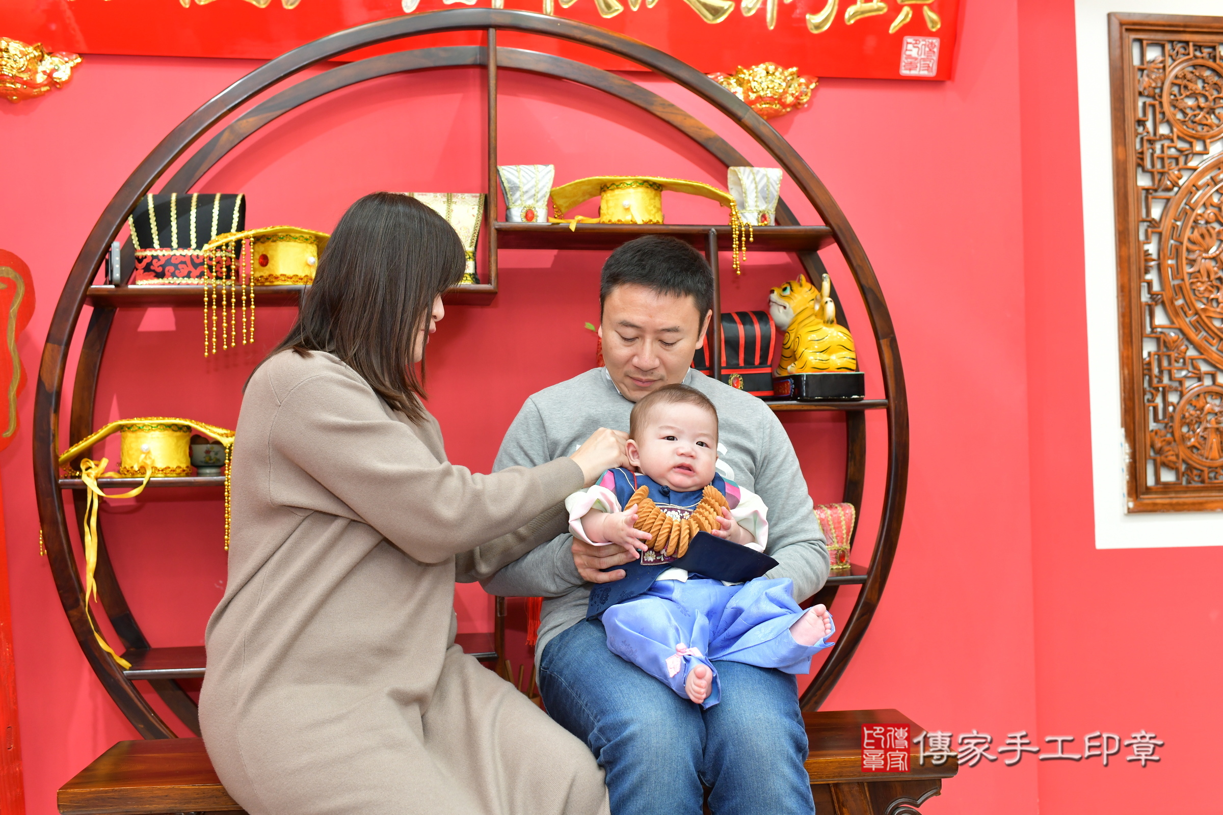 台中市北區澄澄寶寶收涎推薦：傳家台中店收涎中國風會場，嬰兒古禮收涎收口水流程儀式、收涎吉祥話、收涎餅乾、收涎拍照。收涎證書。2024.12.28，照片15
