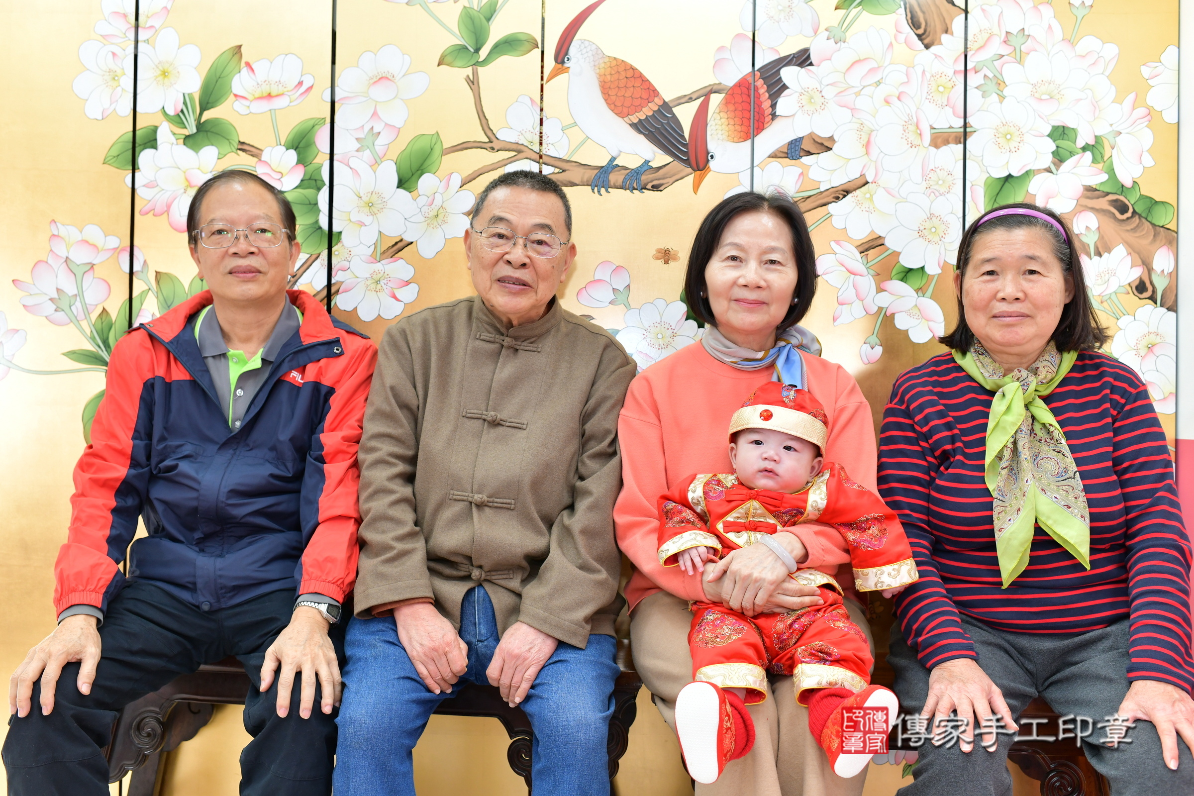 台中市北區澄澄寶寶收涎推薦：傳家台中店收涎中國風會場，嬰兒古禮收涎收口水流程儀式、收涎吉祥話、收涎餅乾、收涎拍照。收涎證書。2024.12.28，照片5