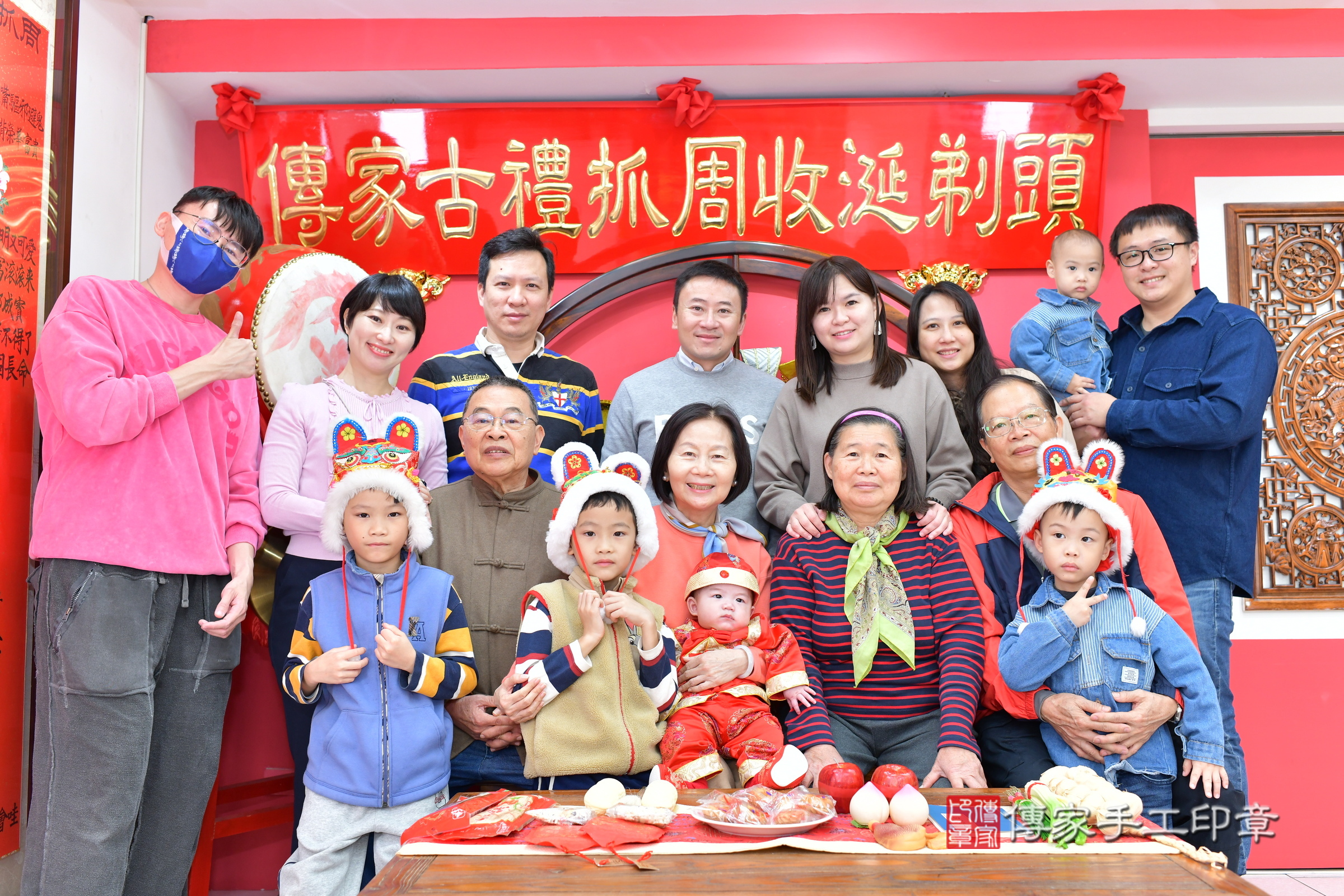 台中市北區澄澄寶寶收涎推薦：傳家台中店收涎中國風會場，嬰兒古禮收涎收口水流程儀式、收涎吉祥話、收涎餅乾、收涎拍照。收涎證書。2024.12.28，照片30