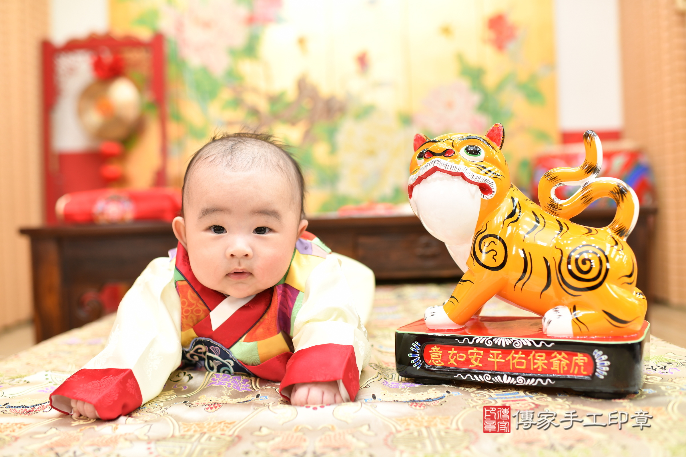 台北市大同區小杉寶寶收涎推薦：傳家台北店收涎中國風會場，嬰兒古禮收涎收口水流程儀式、收涎吉祥話、收涎餅乾、收涎拍照。收涎證書。2025.3.8，照片3