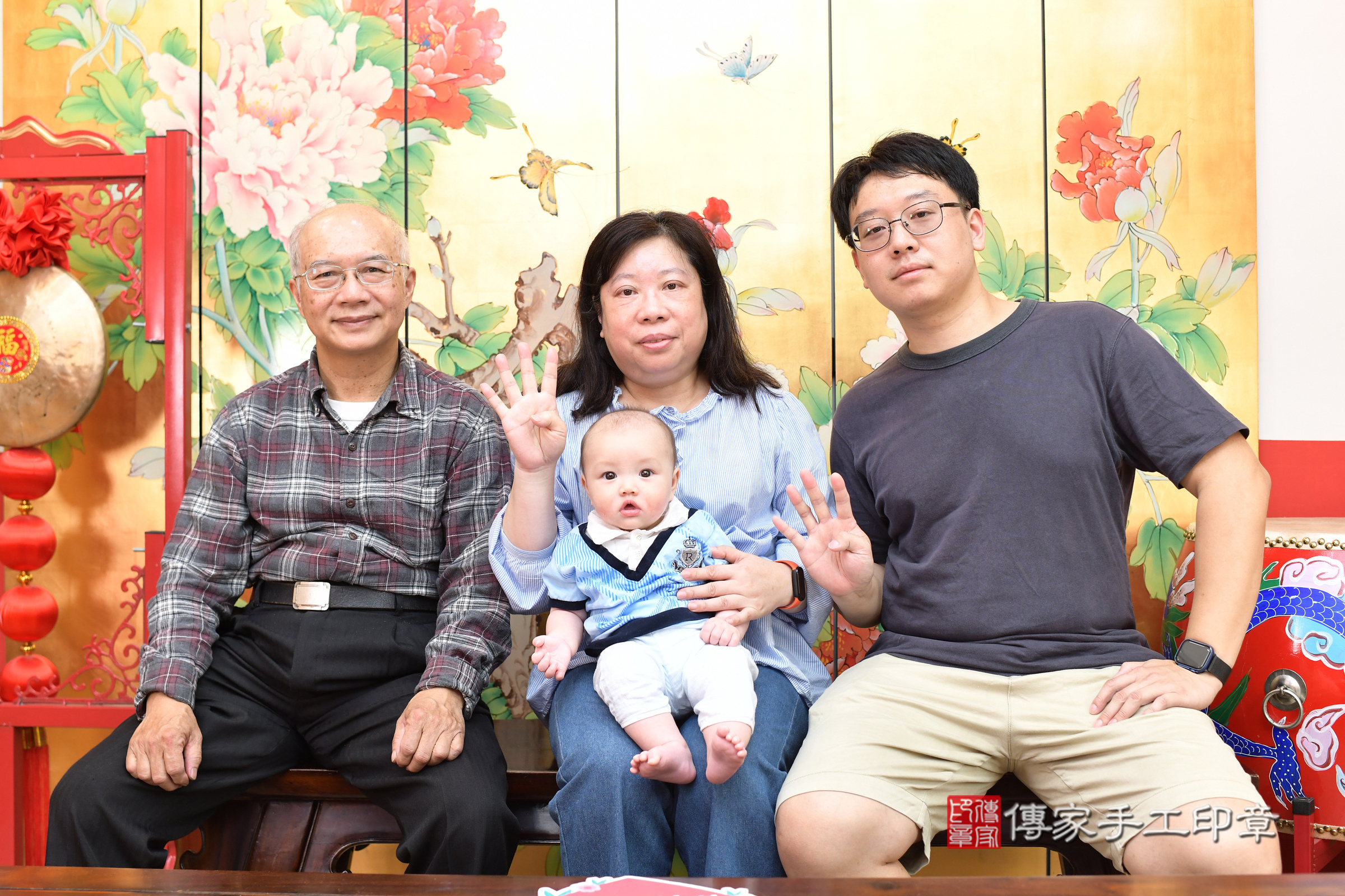 台北市大同區小承寶寶收涎推薦：傳家台北店收涎中國風會場，嬰兒古禮收涎收口水流程儀式、收涎吉祥話、收涎餅乾、收涎拍照。收涎證書。2025.4.18，照片10