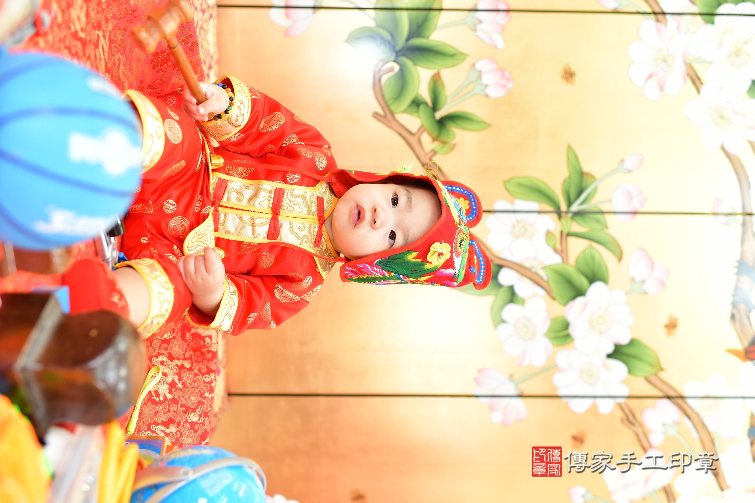 台中市北區昊昊寶寶抓周推薦：傳家台中店抓周度脺中國風會場，嬰兒古禮抓周流程儀式吉祥話、抓周道具物品24種、拍照。抓周證書。2025.3.23，照片14
