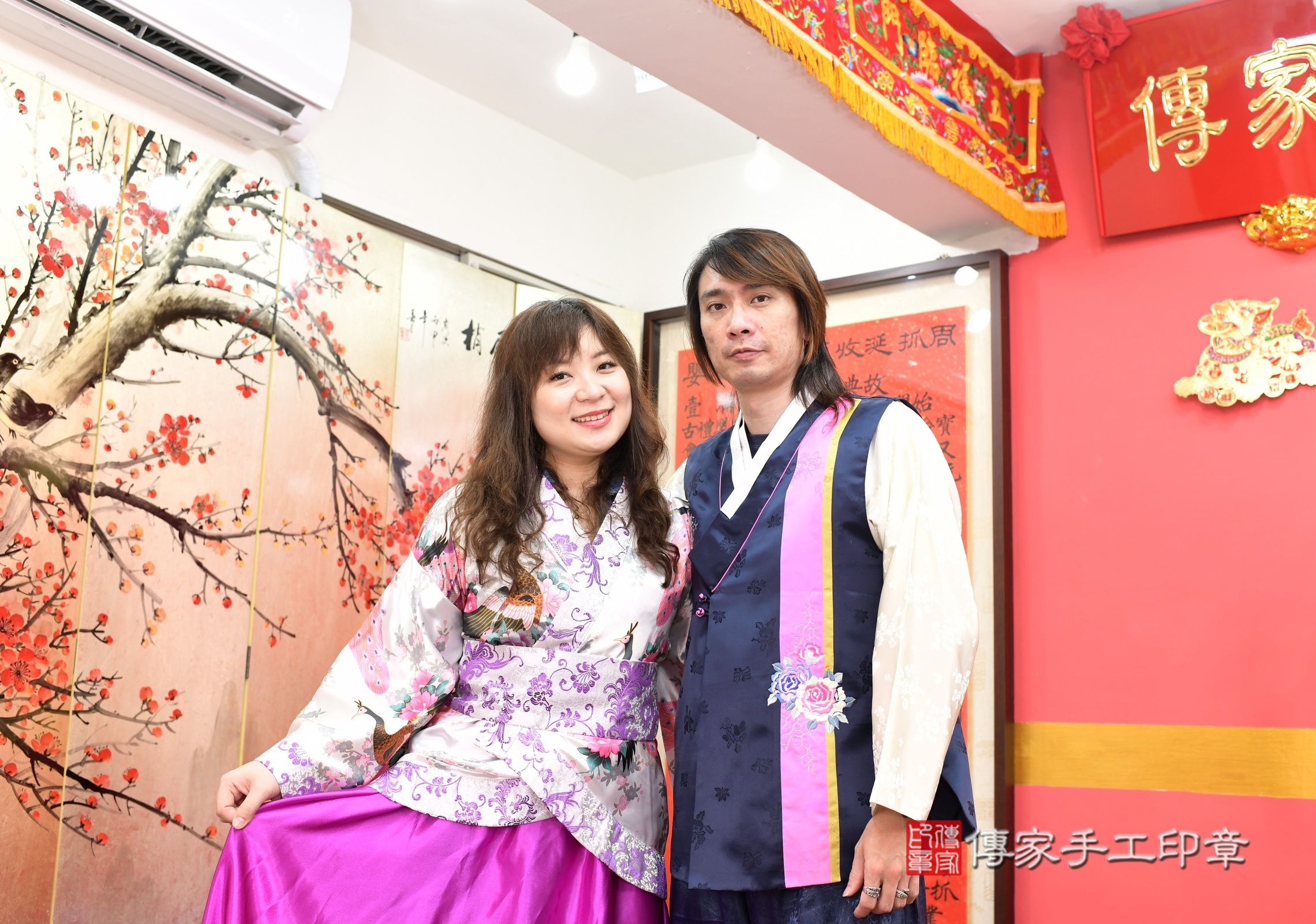 新北市永和區希希寶寶抓周推薦：傳家新北店抓周度脺中國風會場，嬰兒古禮抓周流程儀式吉祥話、抓周道具物品24種、拍照。抓周證書。2025.4.20，照片9