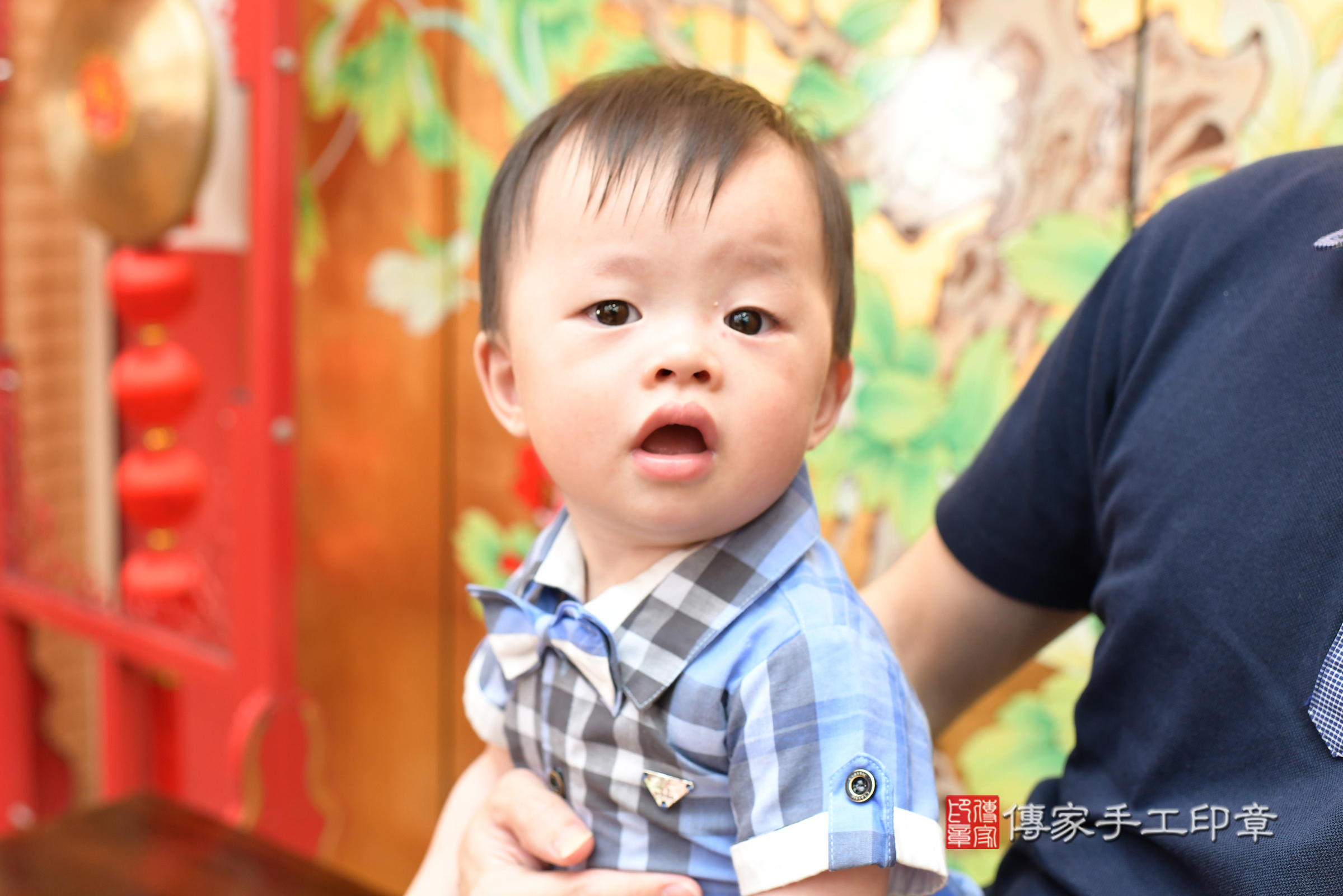 台北市大同區小湛寶寶抓周推薦：傳家台北店抓周度脺中國風會場，嬰兒古禮抓周流程儀式吉祥話、抓周道具物品24種、拍照。抓周證書。2025.4.22，照片3