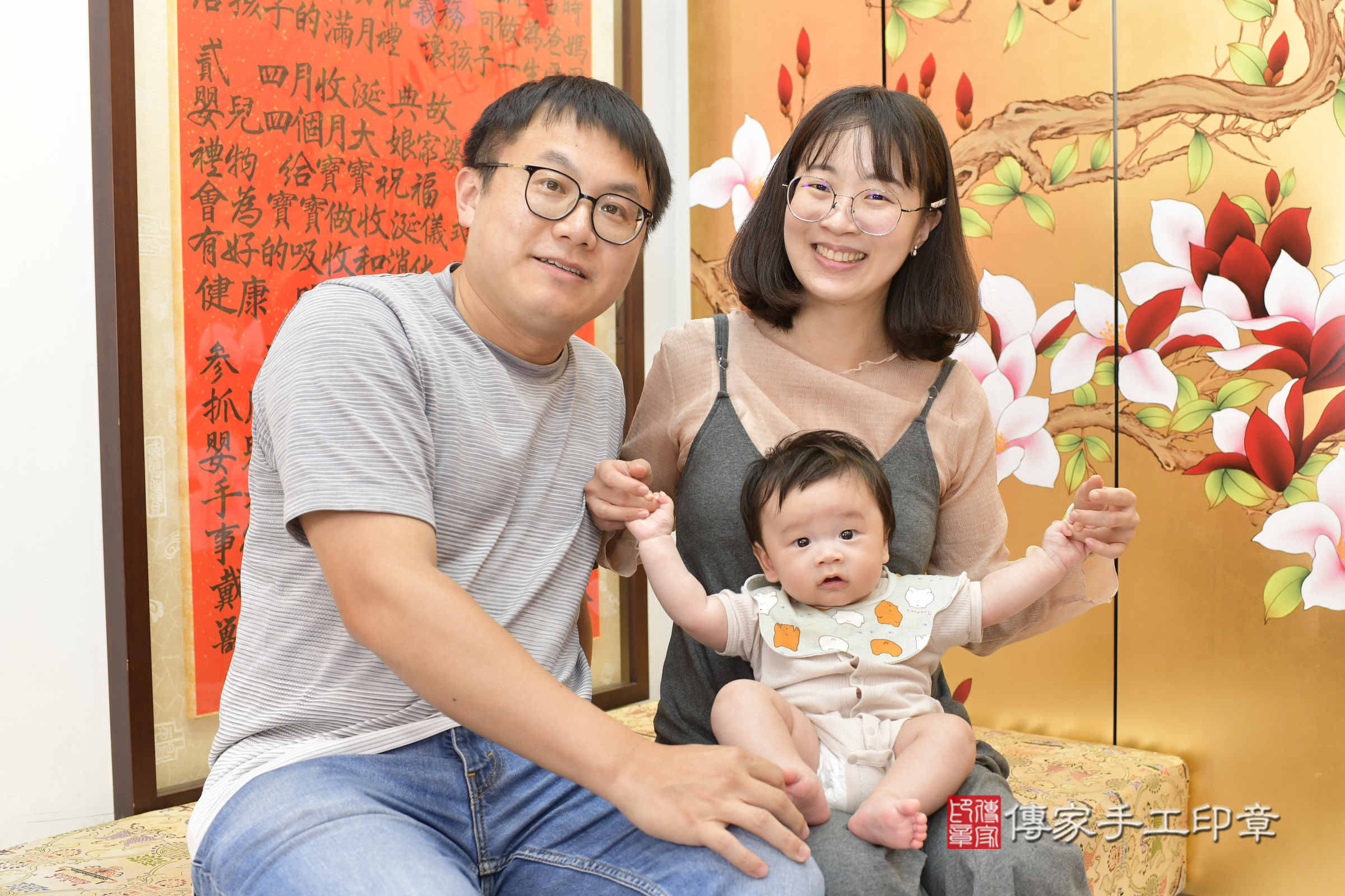 新竹市香山區旭寶寶收涎推薦：傳家新竹店收涎中國風會場，嬰兒古禮收涎收口水流程儀式、收涎吉祥話、收涎餅乾、收涎拍照。收涎證書。2025.5.2，照片14