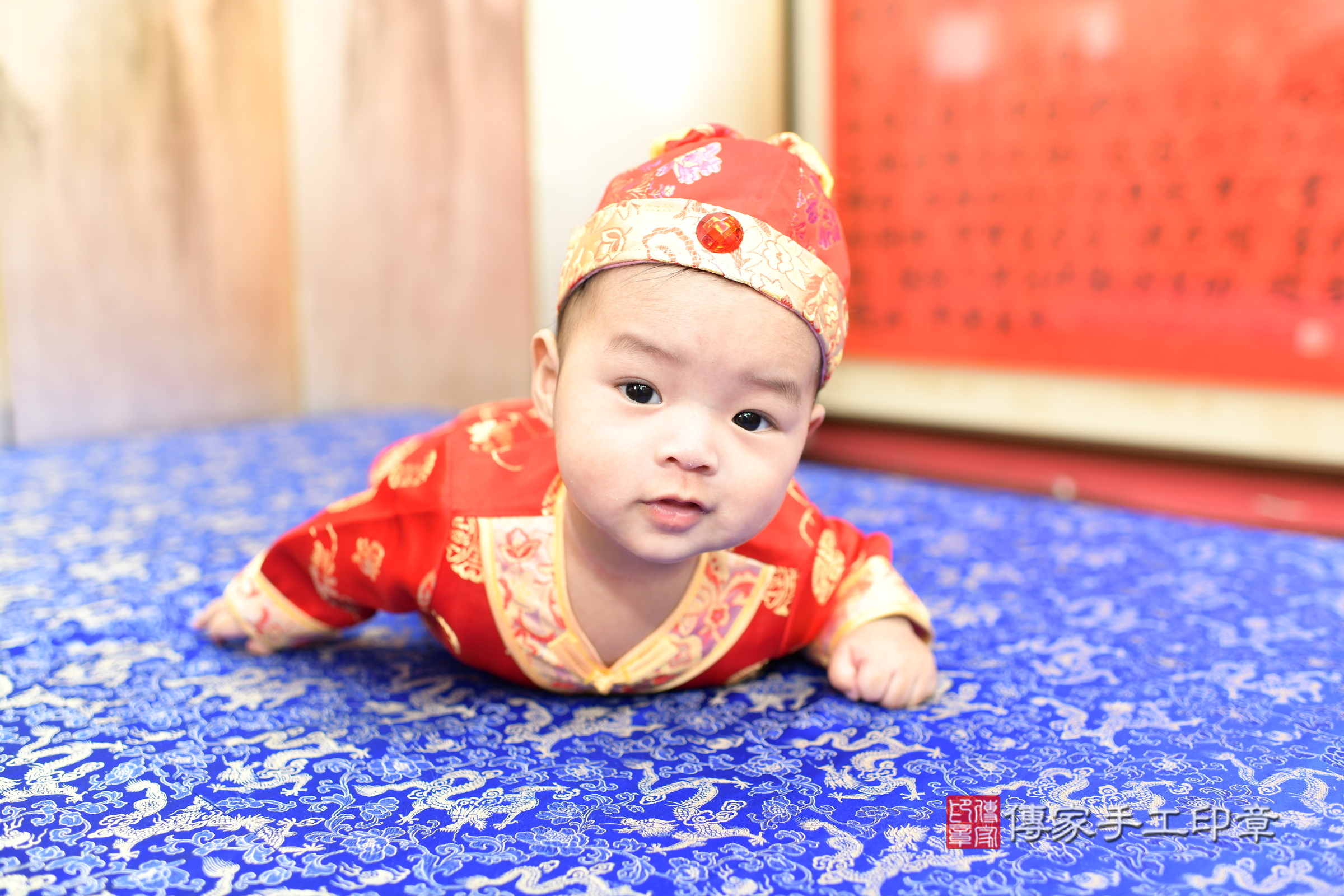 新北市永和區小淵寶寶收涎推薦：傳家新北店收涎中國風會場，嬰兒古禮收涎收口水流程儀式、收涎吉祥話、收涎餅乾、收涎拍照。收涎證書。2025.5.1，照片3