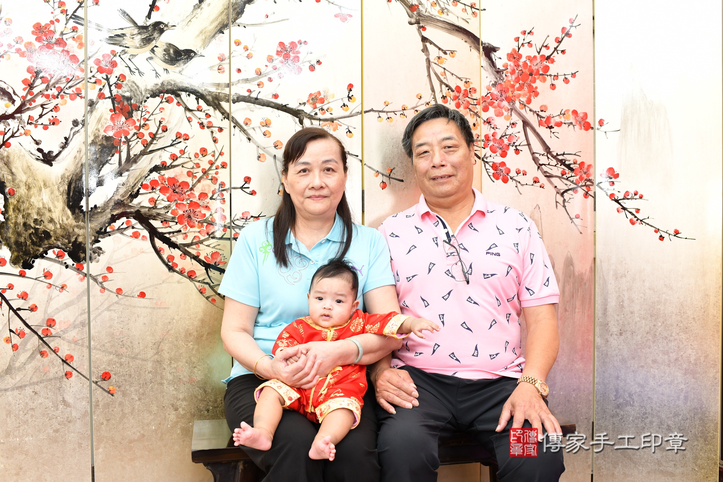 新北市永和區小淵寶寶收涎推薦：傳家新北店收涎中國風會場，嬰兒古禮收涎收口水流程儀式、收涎吉祥話、收涎餅乾、收涎拍照。收涎證書。2025.5.1，照片15