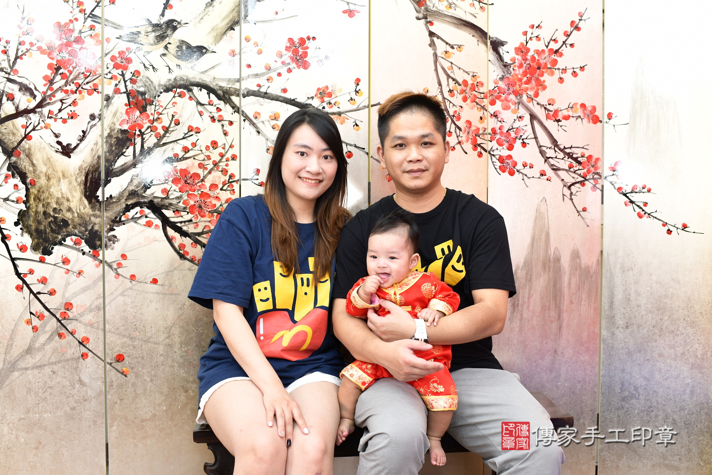 新北市永和區小淵寶寶收涎推薦：傳家新北店收涎中國風會場，嬰兒古禮收涎收口水流程儀式、收涎吉祥話、收涎餅乾、收涎拍照。收涎證書。2025.5.1，照片13