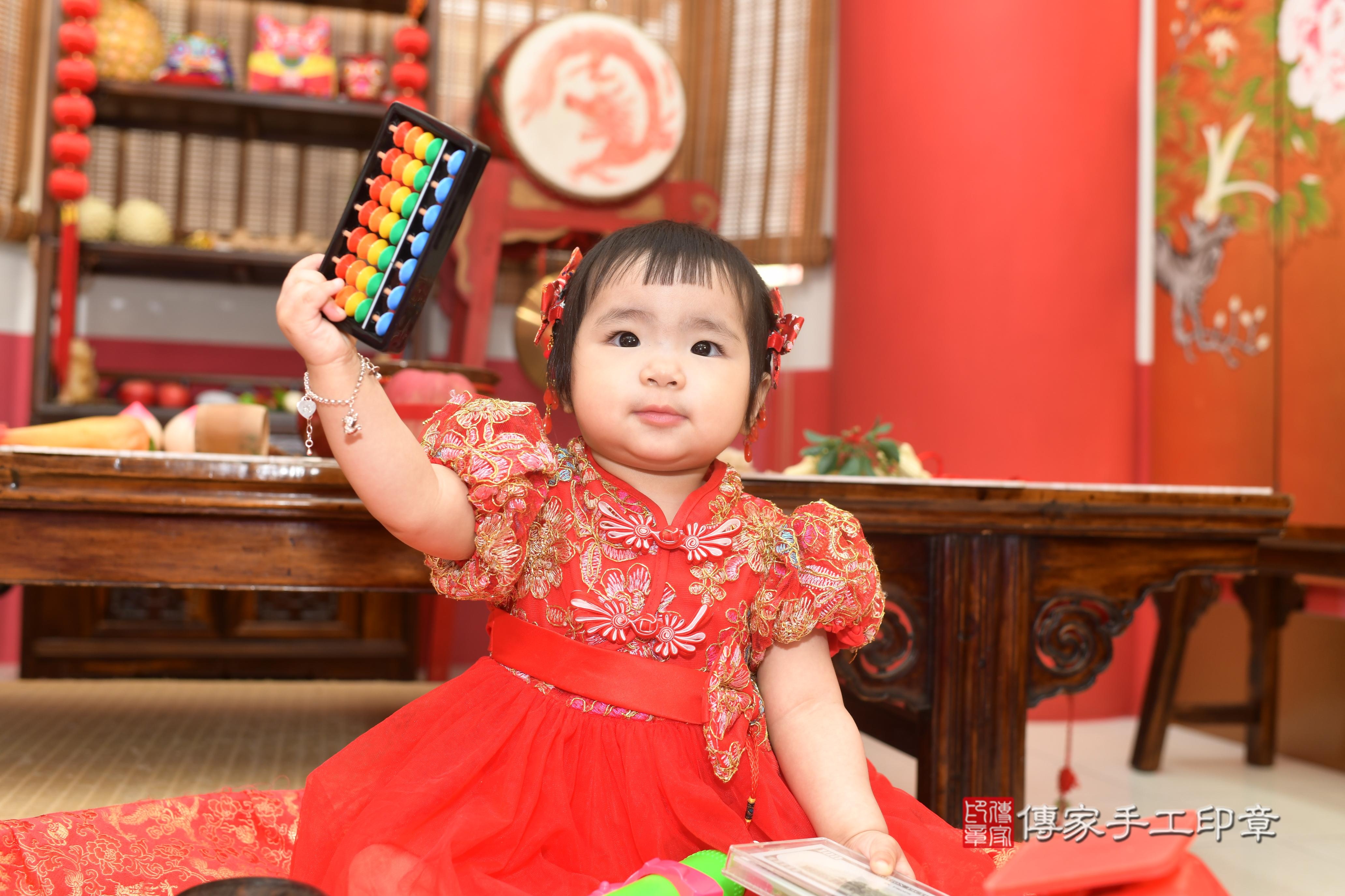 寶寶一歲生日意義非凡,人生當中第一個生日。高雄市鳳山區㛓㛓寶貝抓周 .....照:5