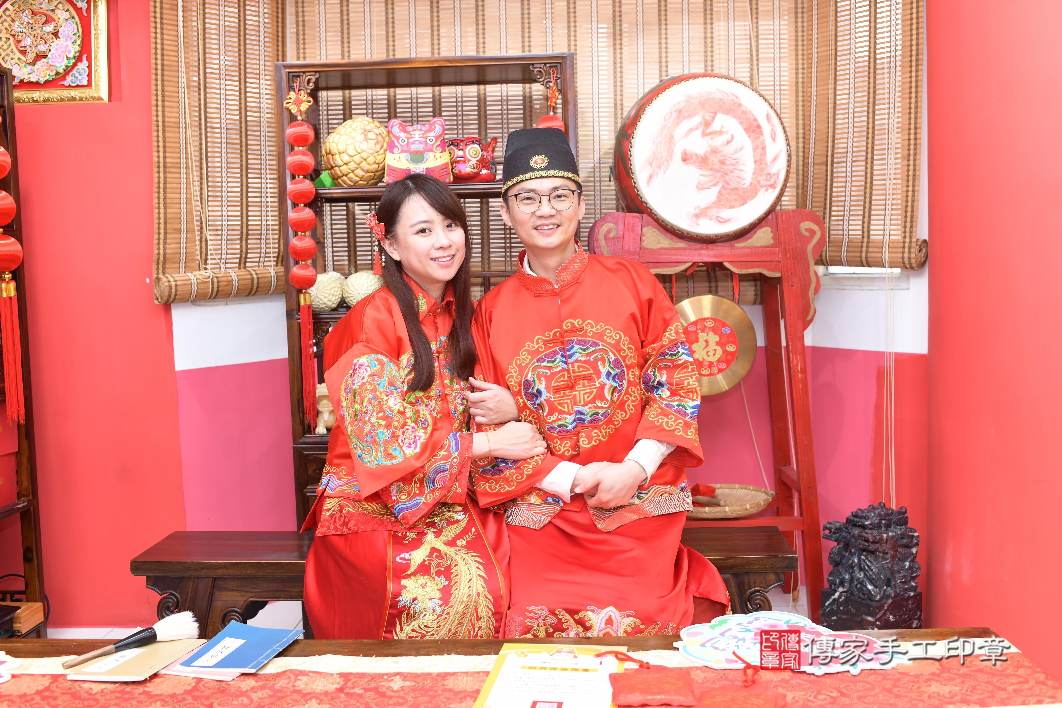 傳家手工印章高雄店、抓周、度脺、中國風會場、傳家嬰兒古禮、吉祥話、抓周道具物品24種、拍照。抓周證書。寶寶抓周、滿周歲、生日快樂、祝福