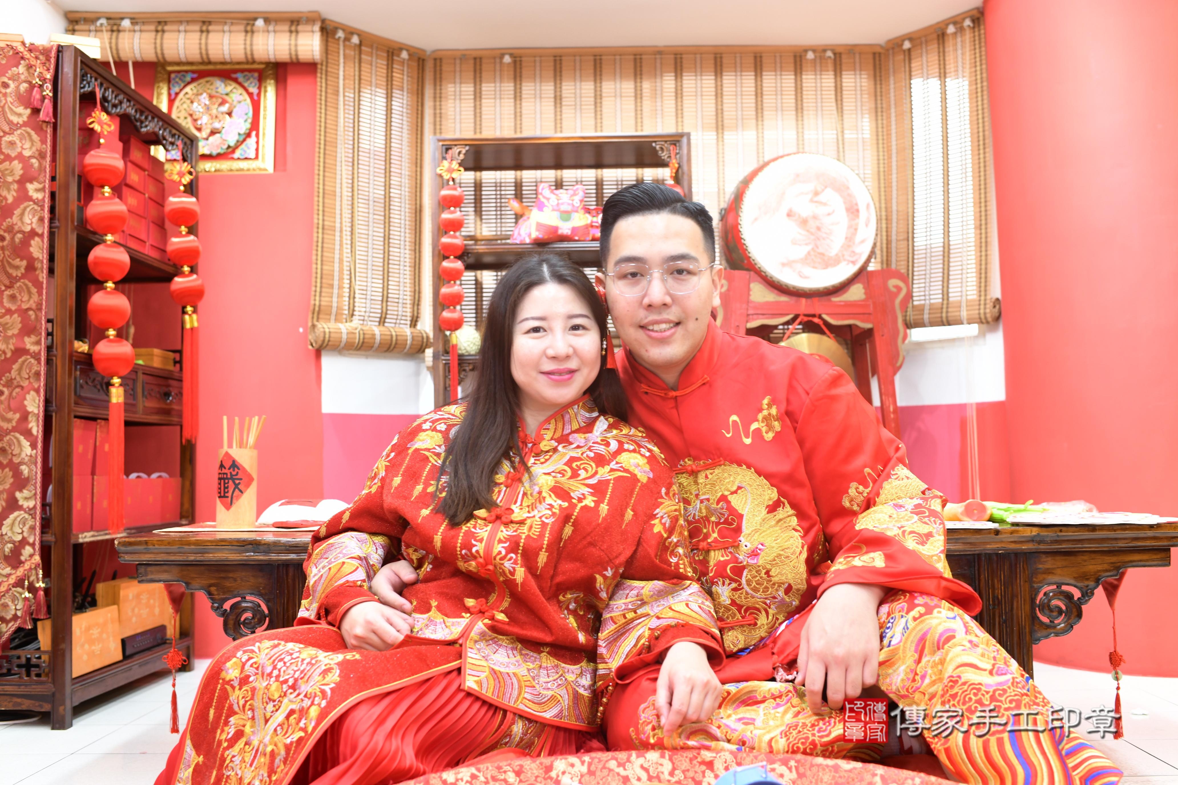 傳家手工印章高雄店、抓周、度脺、中國風會場、傳家嬰兒古禮、吉祥話、抓周道具物品24種、拍照。抓周證書。寶寶抓周、滿周歲、生日快樂、祝福.jpg