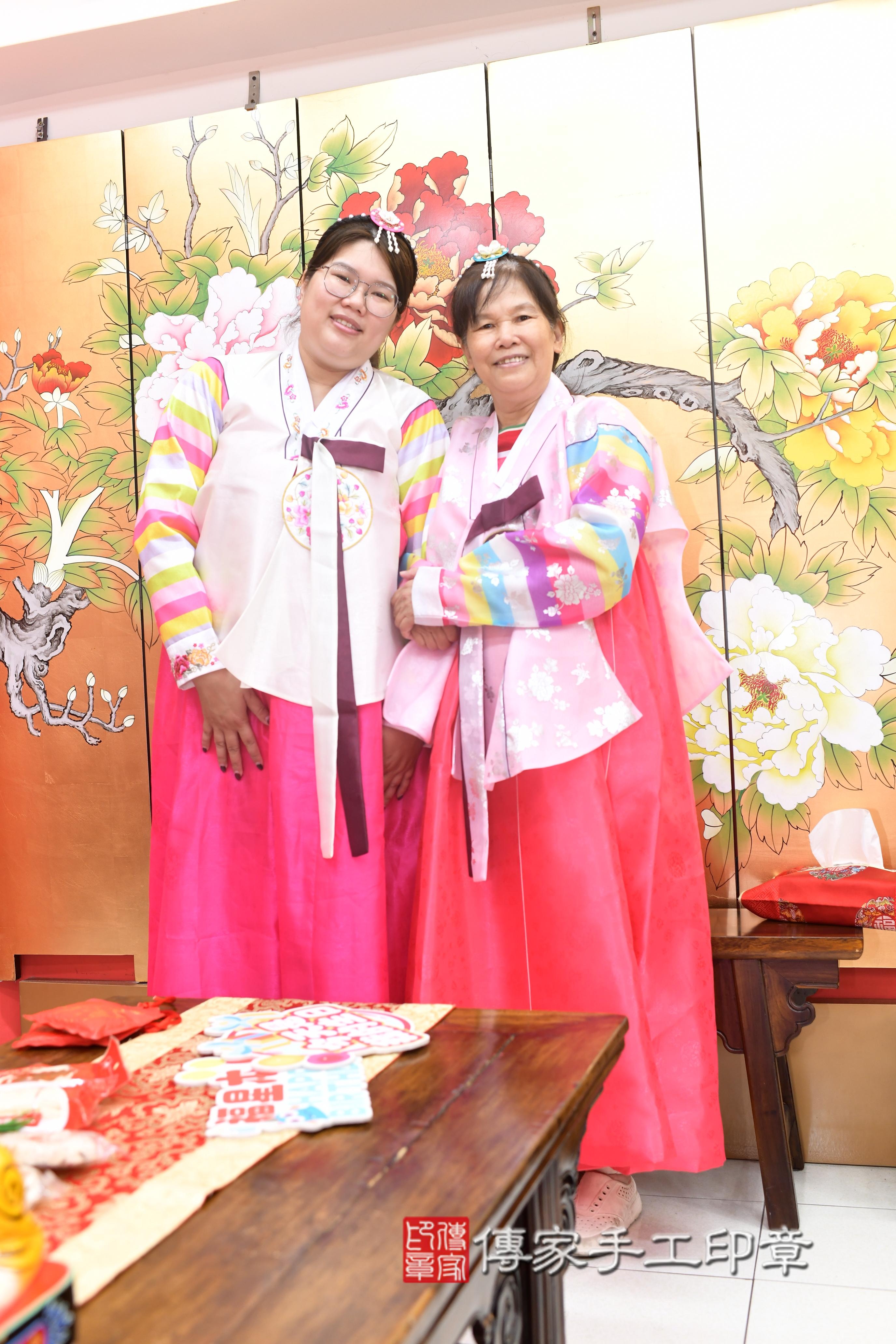 傳家手工印章高雄店、抓周、度脺、中國風會場、傳家嬰兒古禮、吉祥話、抓周道具物品24種、拍照。抓周證書。寶寶抓周、滿周歲、生日快樂、祝福