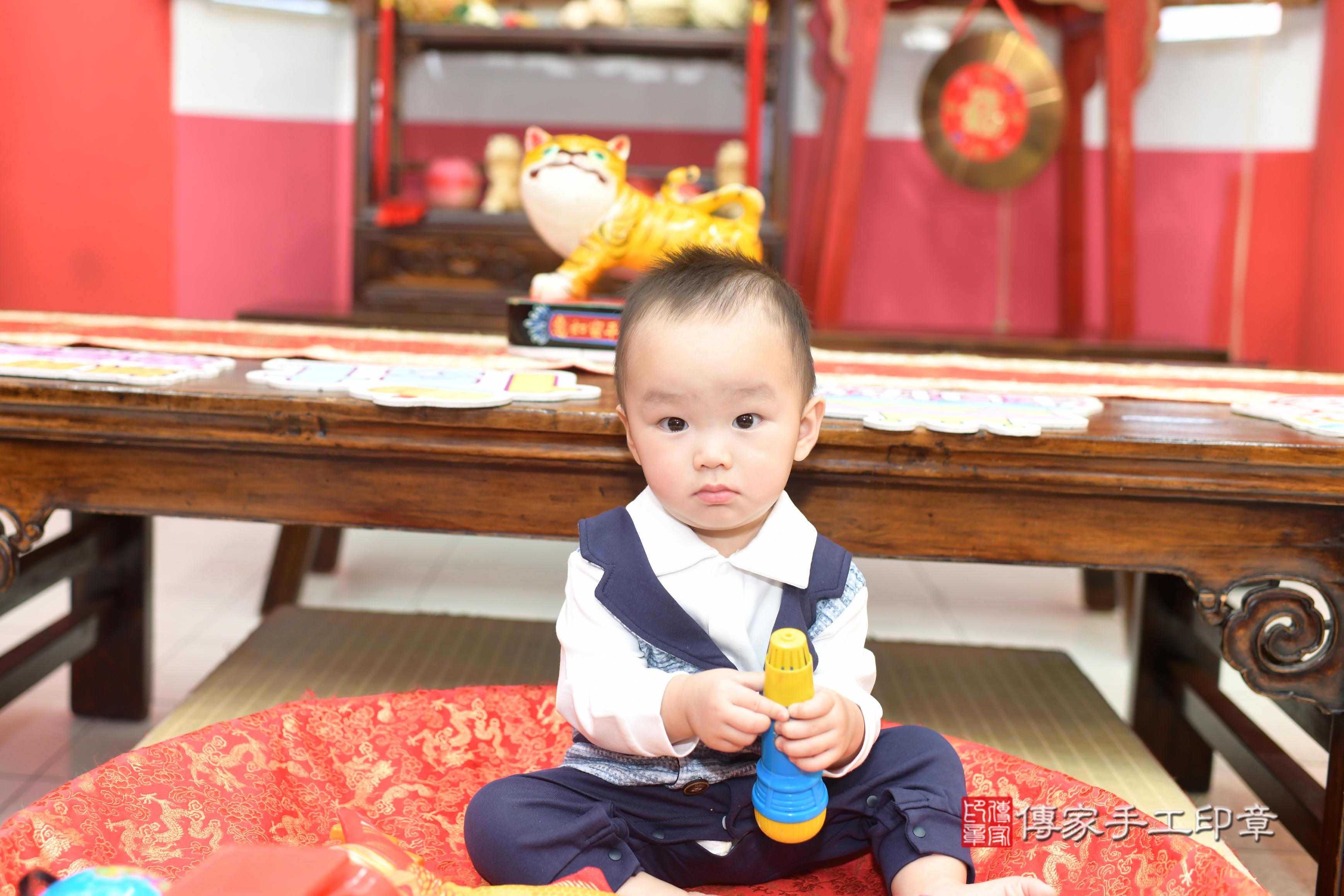 寶寶一歲生日意義非凡,人生當中第一個生日。高雄市鳳山區辰辰寶貝抓周 .....照:7