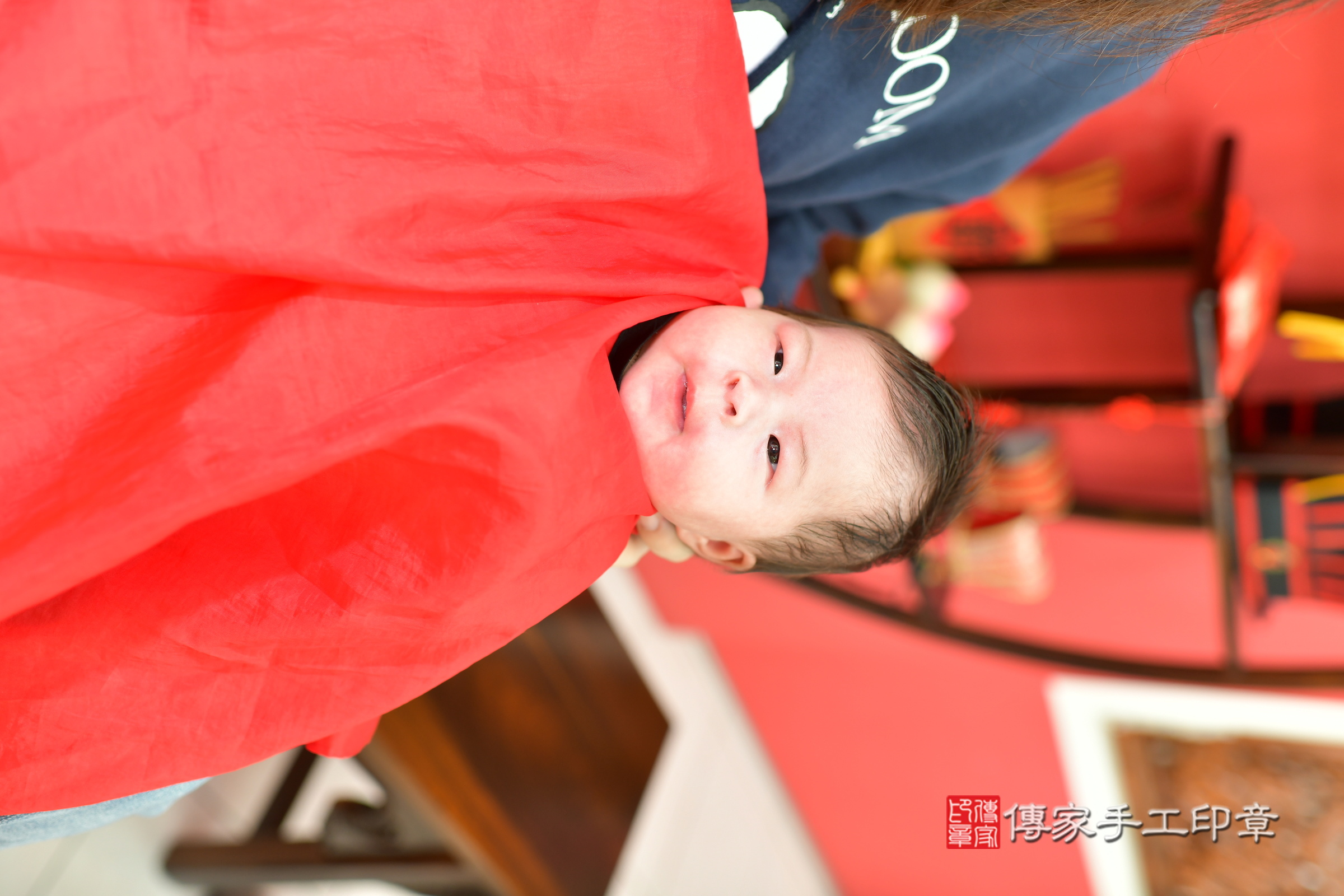 璇璇寶寶(台中市北區嬰兒寶寶滿月剃頭理髮、嬰兒剃胎毛儀式吉祥話)。中國風會場，爸媽寶貝穿「日中韓」古裝禮服。專業拍照、證書。★購買「臍帶章、肚臍章、胎毛筆刷印章」贈送：剃頭、收涎、抓周，三選一。2025.1.19，照片14