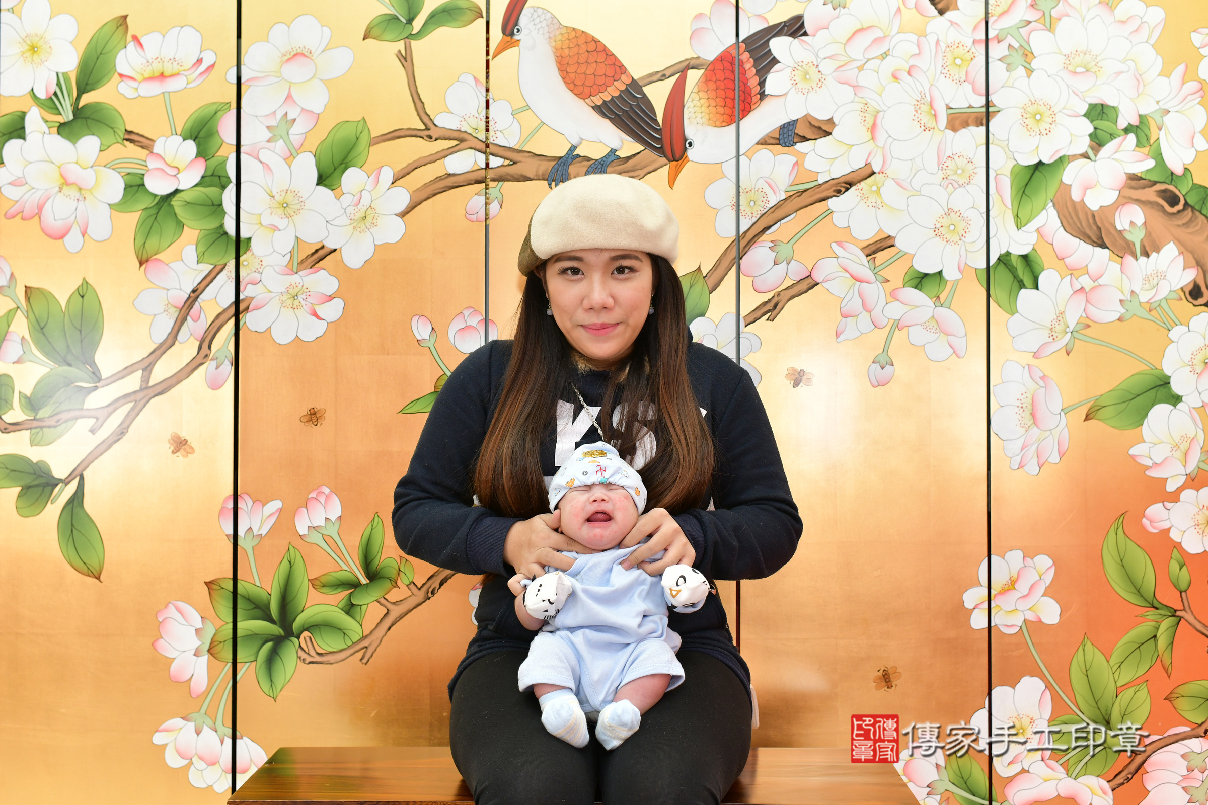 明明寶寶(台中市北區嬰兒寶寶滿月剃頭理髮、嬰兒剃胎毛儀式吉祥話)。中國風會場，爸媽寶貝穿「日中韓」古裝禮服。專業拍照、證書。★購買「臍帶章、肚臍章、胎毛筆刷印章」贈送：剃頭、收涎、抓周，三選一。2025.2.5，照片6