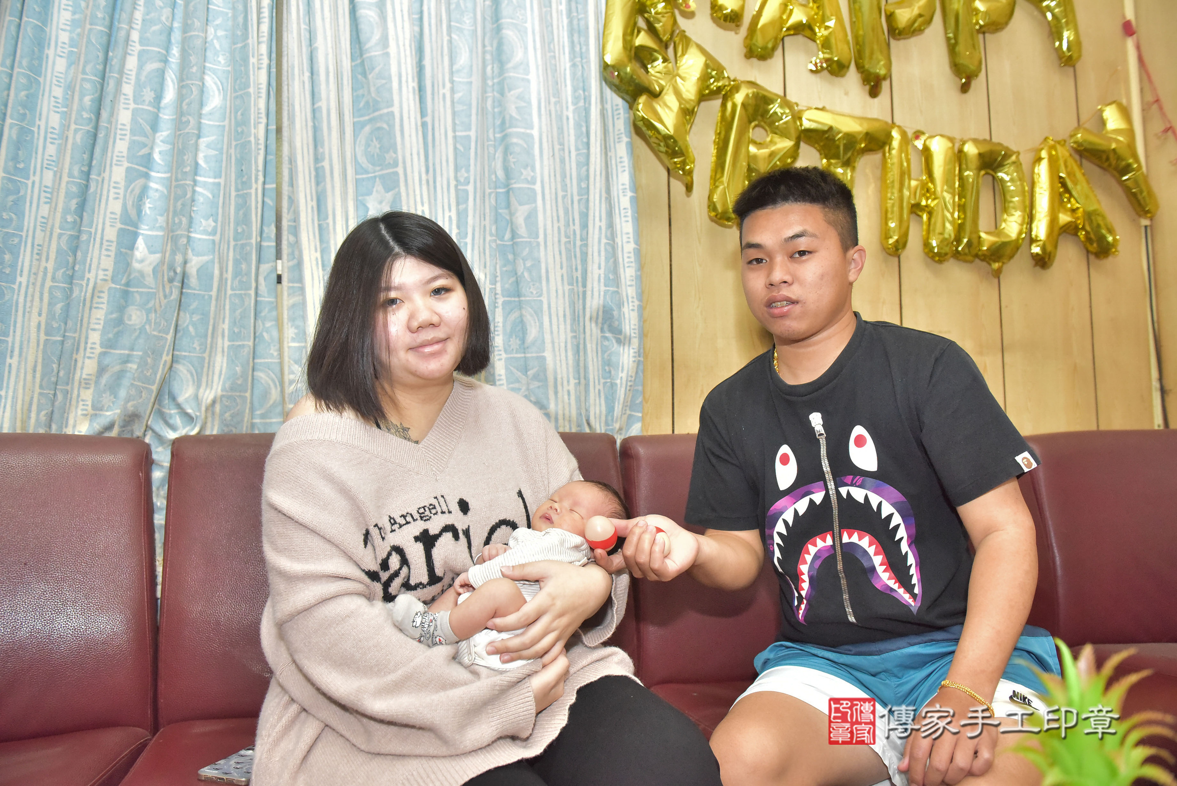 宸宸寶寶(台中市龍井區到府嬰兒宸宸寶寶滿月剃頭理髮、到府嬰兒剃胎毛儀式吉祥話)。到府剃頭剃胎毛主持、專業拍照、證書。★購買「臍帶章、肚臍章、胎毛筆刷印章」贈送：剃頭、收涎、抓周，三選一。2025.2.12，照片5