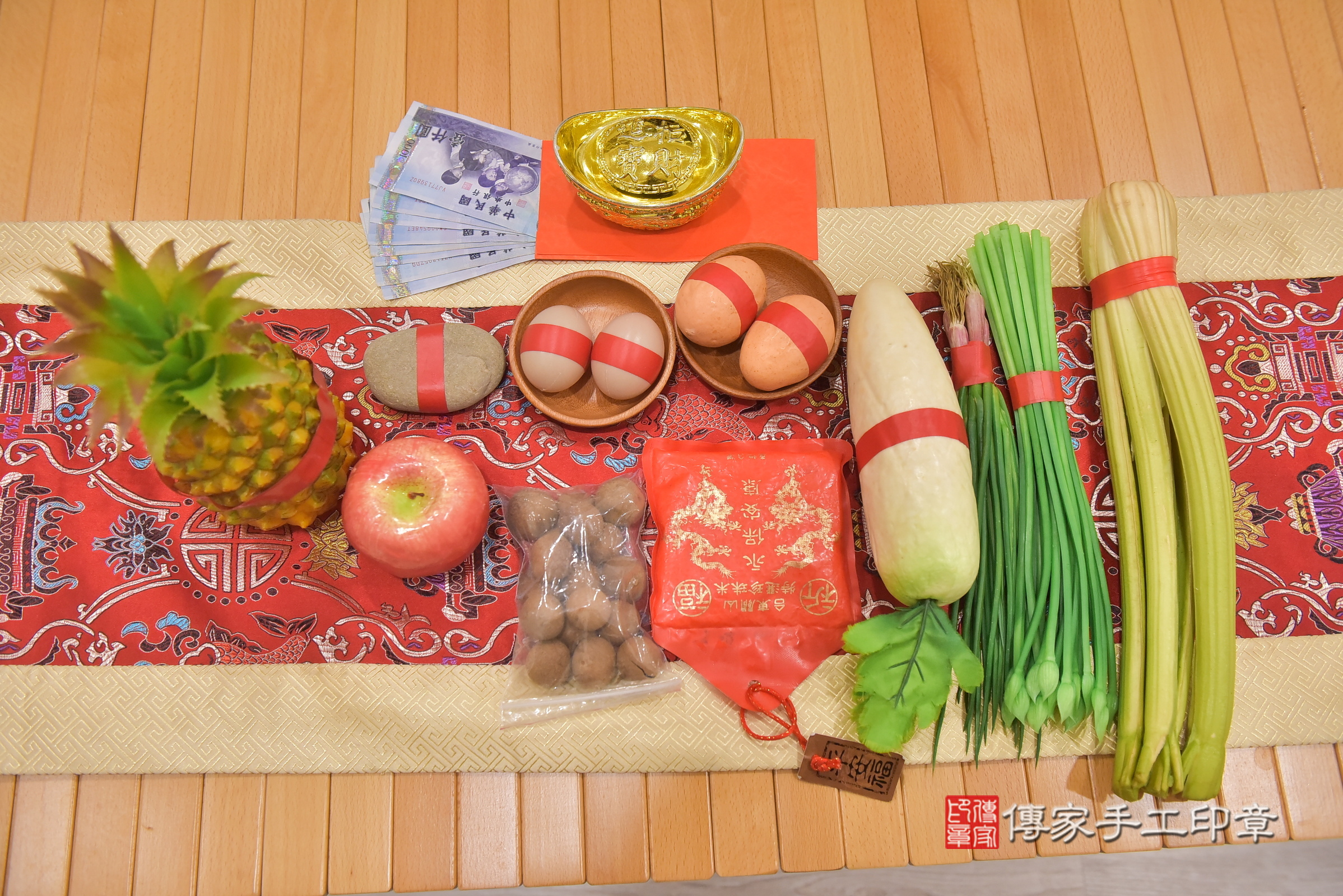 鈞鈞寶寶(台中市北屯區到府嬰兒鈞鈞寶寶滿月剃頭理髮、到府嬰兒剃胎毛儀式吉祥話)。到府剃頭剃胎毛主持、專業拍照、證書。★購買「臍帶章、肚臍章、胎毛筆刷印章」贈送：剃頭、收涎、抓周，三選一。2025.2.16，照片5