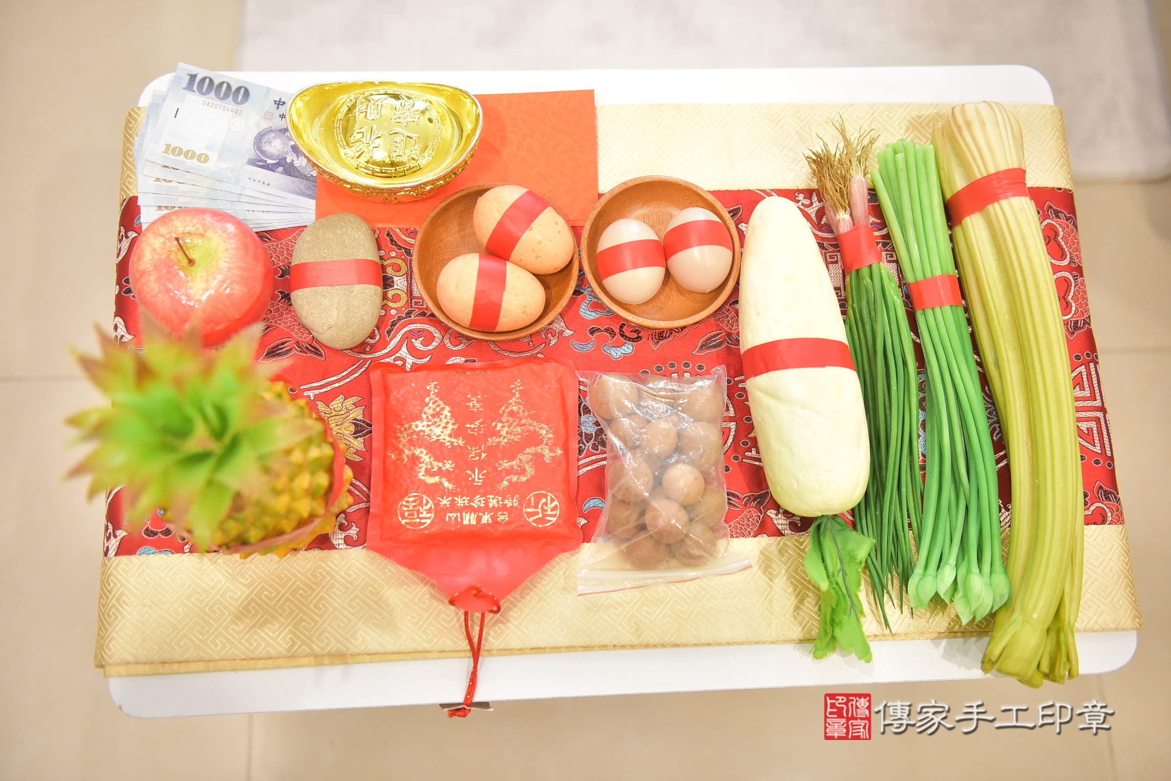 昊昊寶寶(斗六市到府嬰兒昊昊寶寶滿月剃頭理髮、到府嬰兒剃胎毛儀式吉祥話)。到府剃頭剃胎毛主持、專業拍照、證書。★購買「臍帶章、肚臍章、胎毛筆刷印章」贈送：剃頭、收涎、抓周，三選一。2025.2.23，照片8