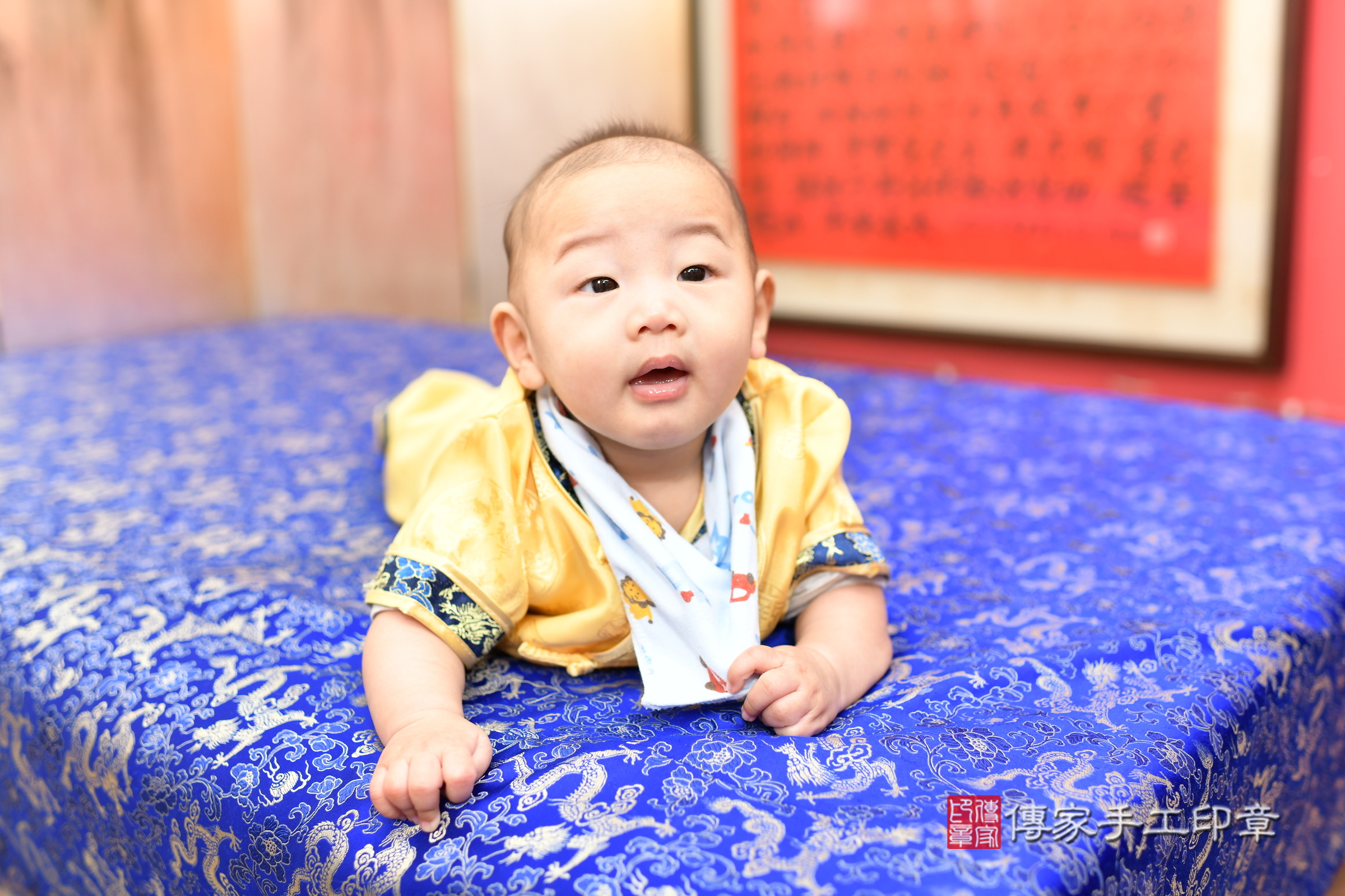新北市永和區廷廷寶寶收涎推薦：傳家新北店收涎中國風會場，嬰兒古禮收涎收口水流程儀式、收涎吉祥話、收涎餅乾、收涎拍照。收涎證書。2025.5.20，照片3