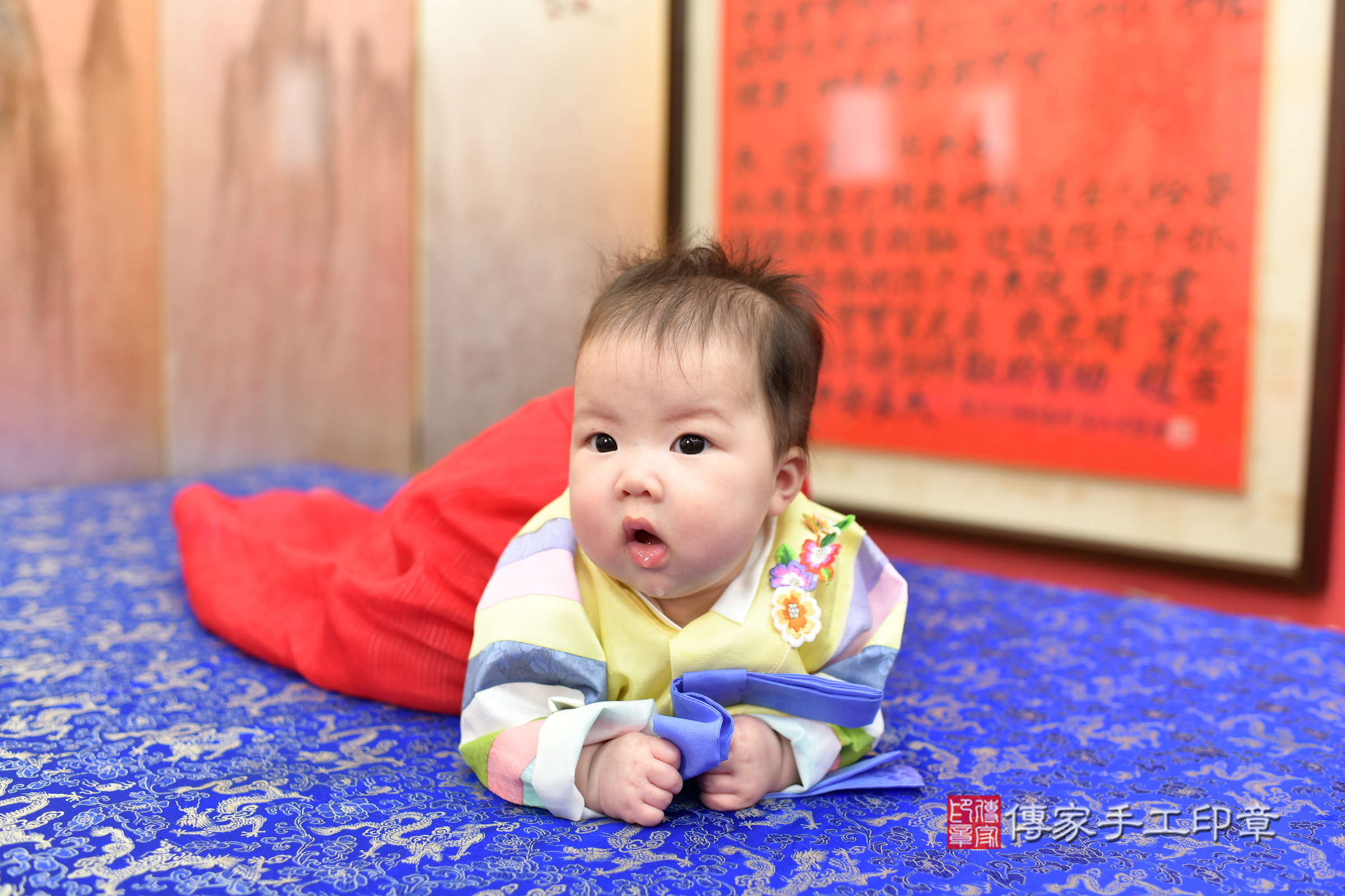 新北市永和區悅悅寶寶收涎推薦：傳家新北店收涎中國風會場，嬰兒古禮收涎收口水流程儀式、收涎吉祥話、收涎餅乾、收涎拍照。收涎證書。2025.5.25，照片2
