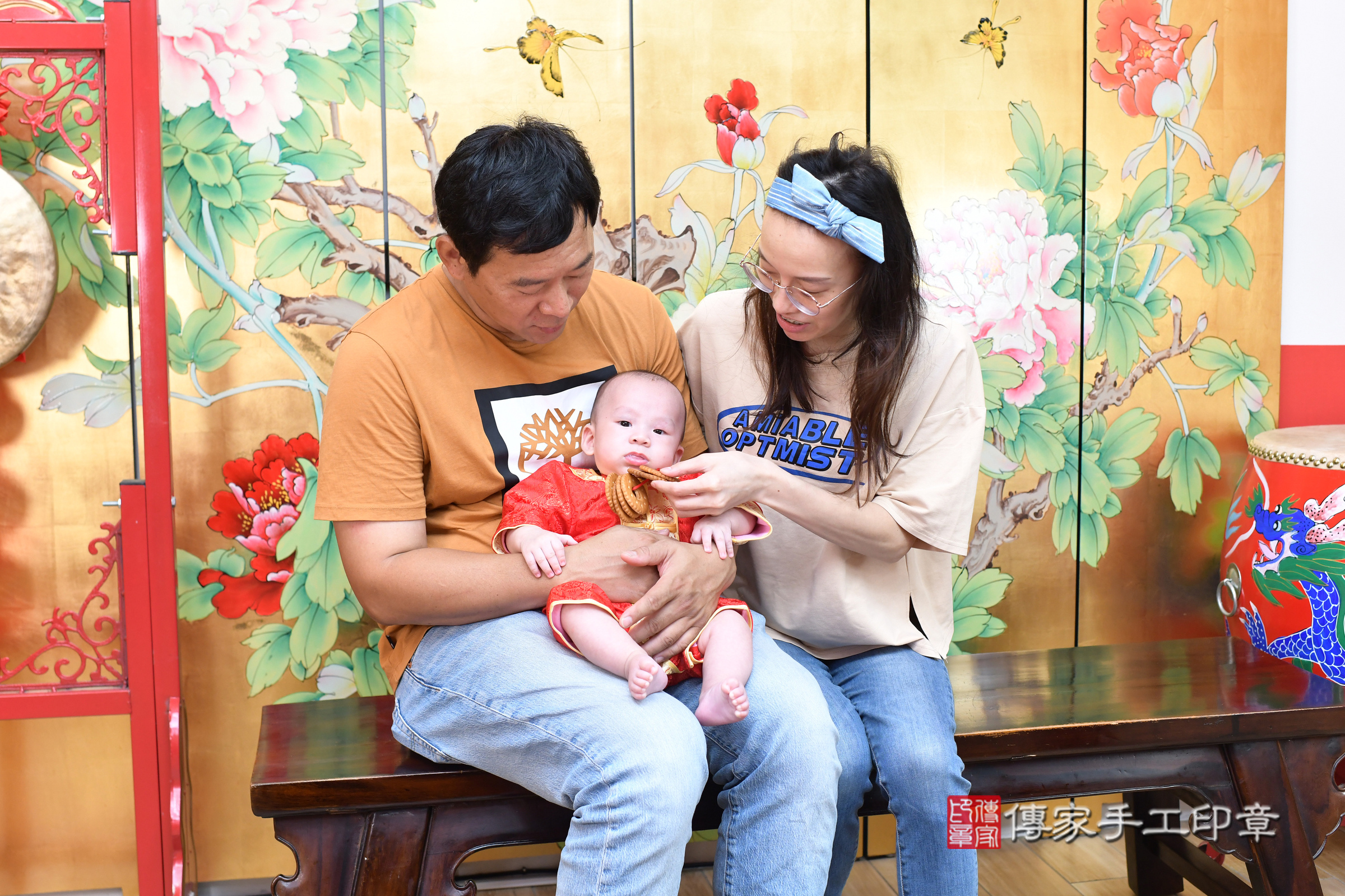 台北市大同區宸宸寶寶收涎推薦：傳家台北店收涎中國風會場，嬰兒古禮收涎收口水流程儀式、收涎吉祥話、收涎餅乾、收涎拍照。收涎證書。2025.5.29，照片17