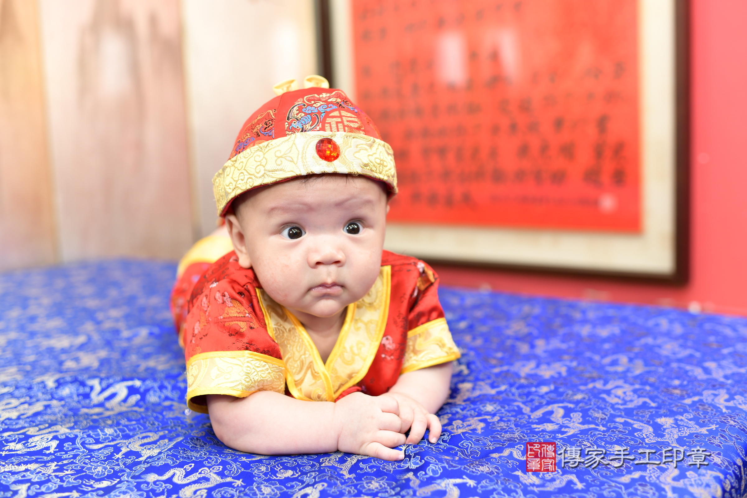 新北市永和區宸宸寶寶收涎推薦：傳家新北店收涎中國風會場，嬰兒古禮收涎收口水流程儀式、收涎吉祥話、收涎餅乾、收涎拍照。收涎證書。2025.6.15，照片3