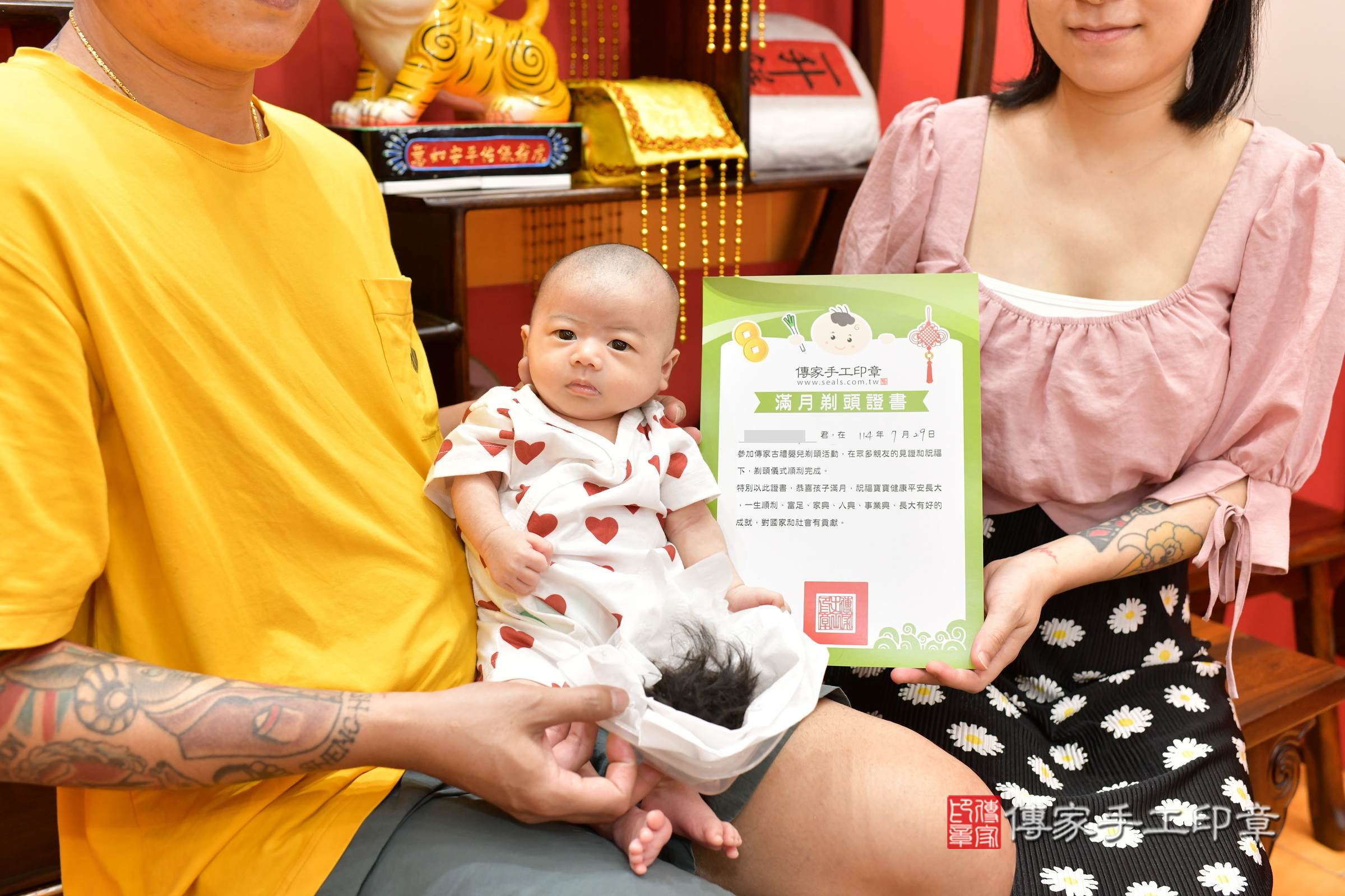 玥玥寶寶(桃園市八德區嬰兒寶寶滿月剃頭理髮、嬰兒剃胎毛儀式吉祥話)。中國風會場，爸媽寶貝穿「日中韓」古裝禮服。專業拍照、證書。★購買「臍帶章、肚臍章、胎毛筆刷印章」贈送：剃頭、收涎、抓周，三選一。2025.7.29，照片13