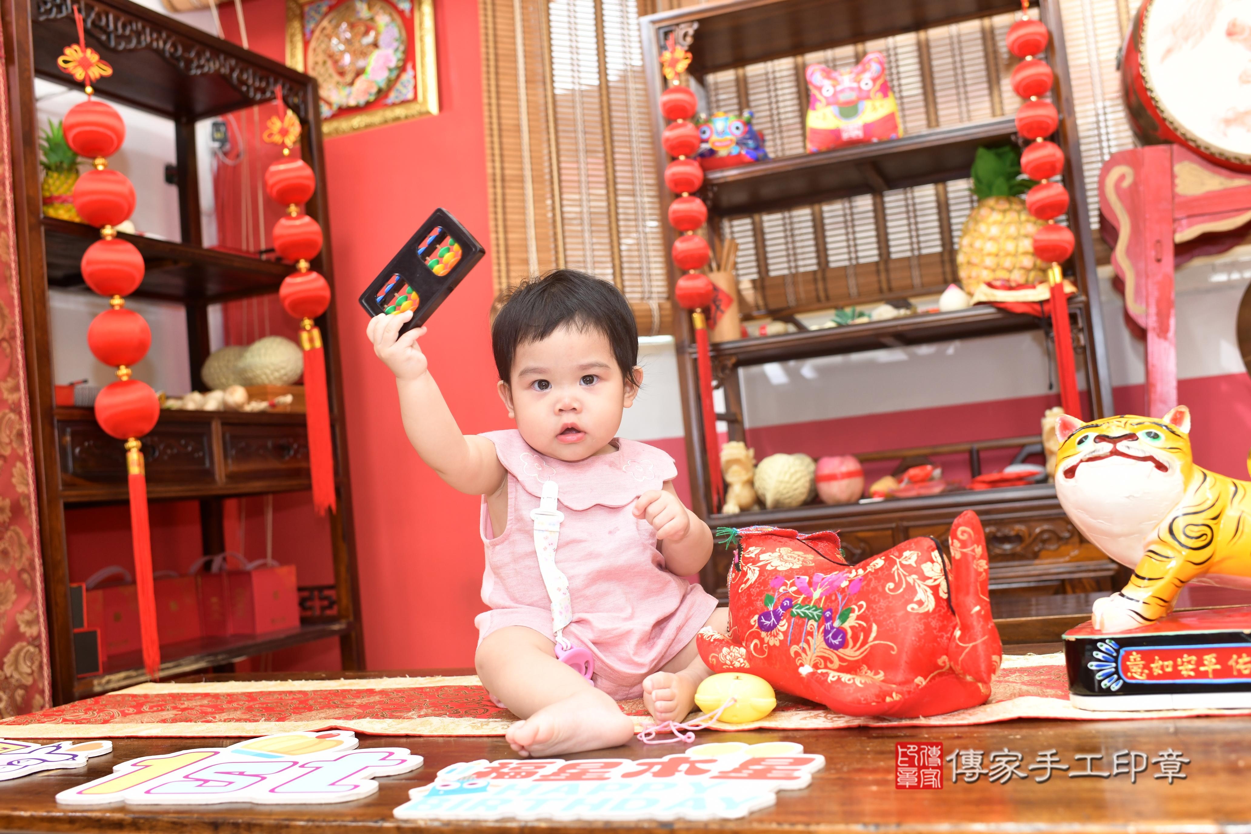 一歲抓週,百般祝福圍繞!高雄市鳳山區沐沐 .....照:16
