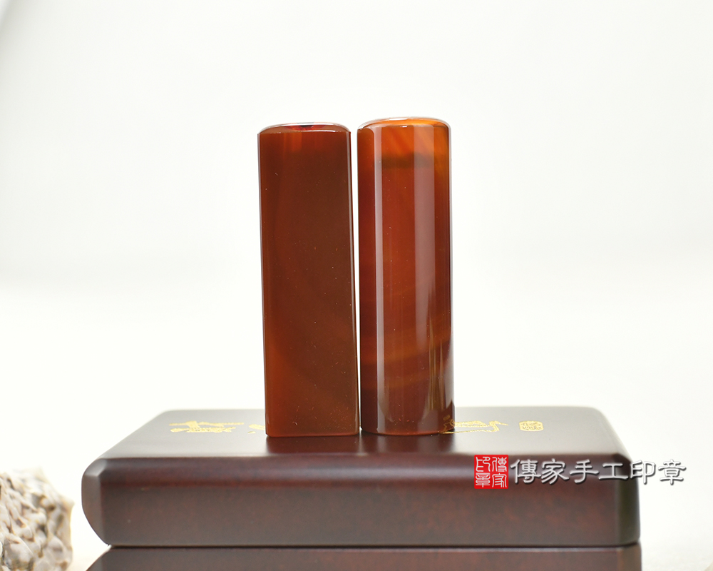 紅瑪瑙 臍帶印章、胎毛印章、臍髮印章、開運印章  傳家手工印章台中店2025.09.02