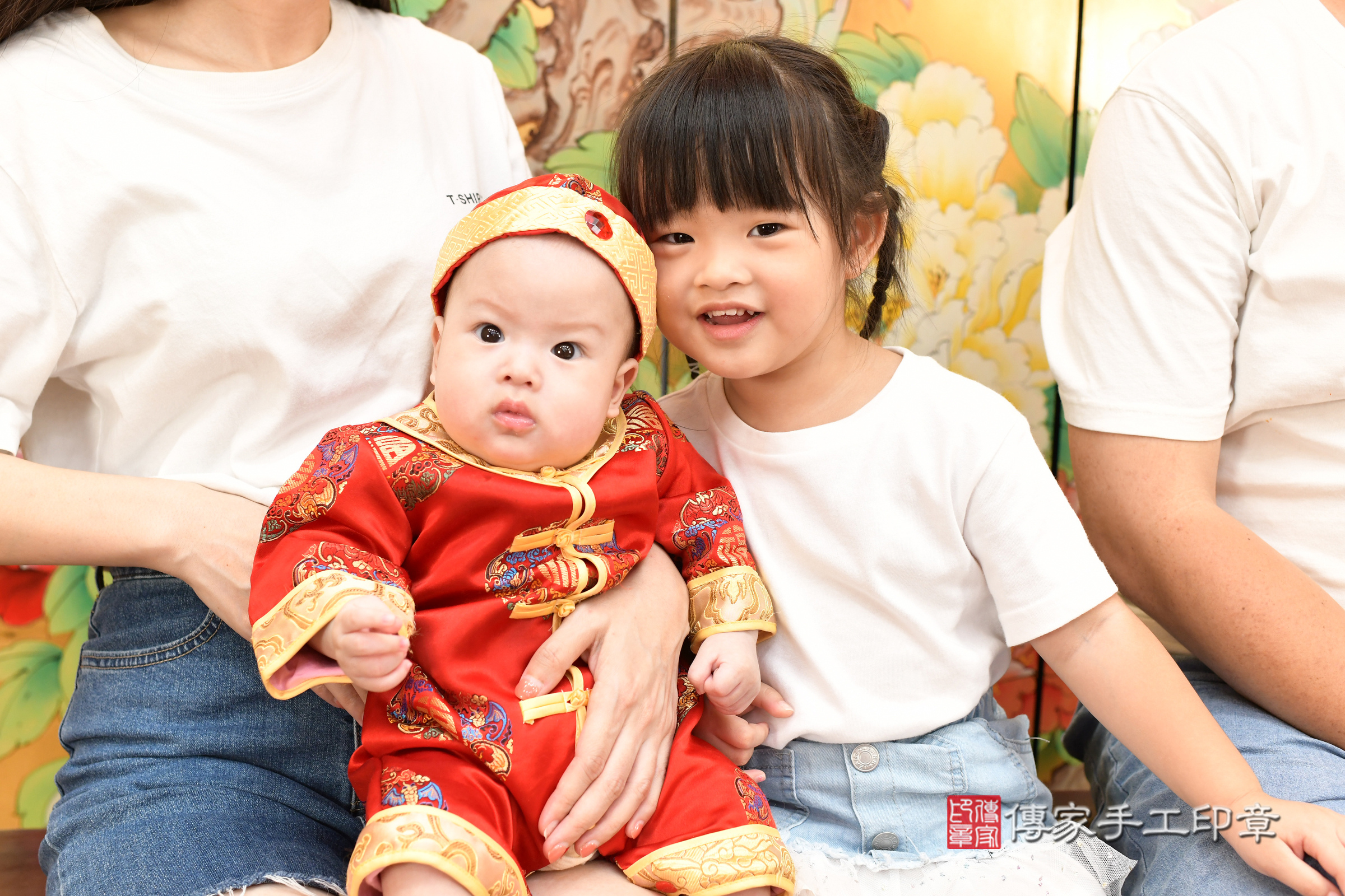 台北市大同區小垚寶寶收涎推薦：傳家台北店收涎中國風會場，嬰兒古禮收涎收口水流程儀式、收涎吉祥話、收涎餅乾、收涎拍照。收涎證書。2025.8.7，照片3