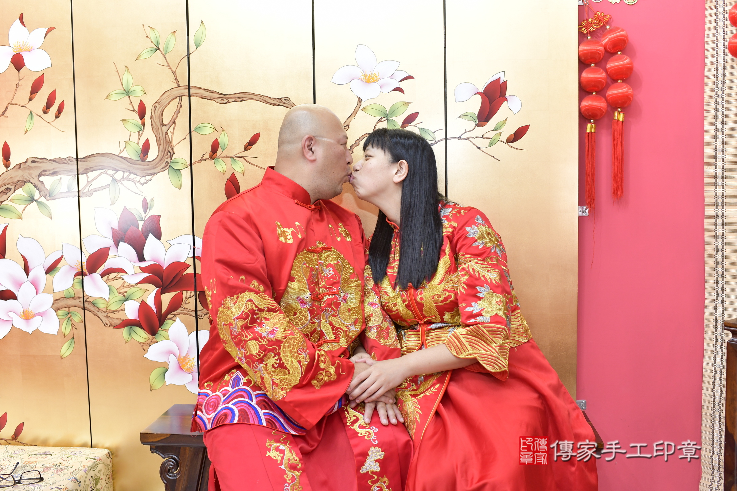 新竹市香山區小芷寶寶抓周推薦：傳家新竹店抓周度脺中國風會場，嬰兒古禮抓周流程儀式吉祥話、抓周道具物品24種、拍照。抓周證書。2025.8.17，照片5