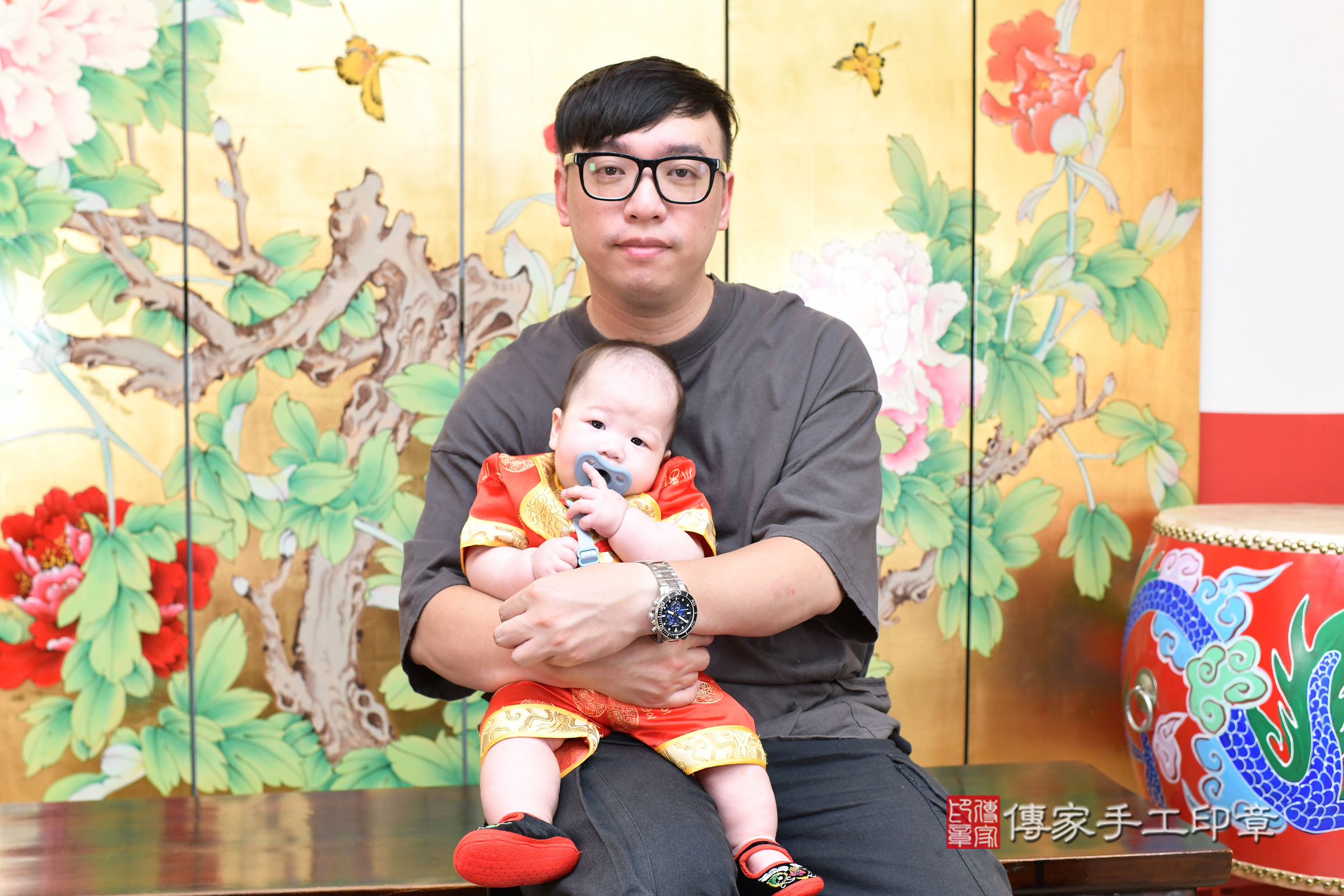 台北市大同區宸宸寶寶收涎推薦：傳家台北店收涎中國風會場，嬰兒古禮收涎收口水流程儀式、收涎吉祥話、收涎餅乾、收涎拍照。收涎證書。2025.8.16，照片5