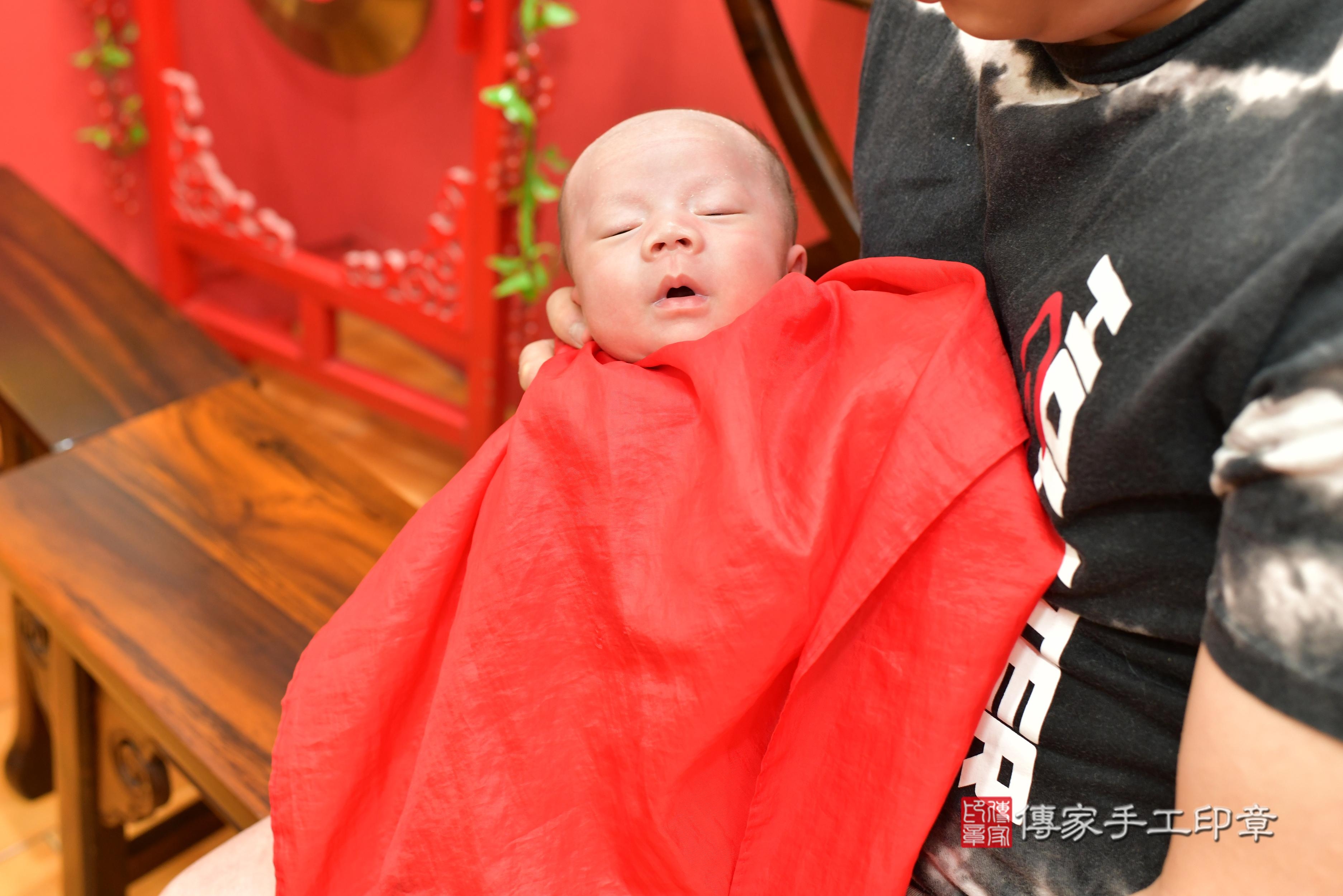 寶寶剃頭儀式:傳統習俗與祝福的 .....照:9