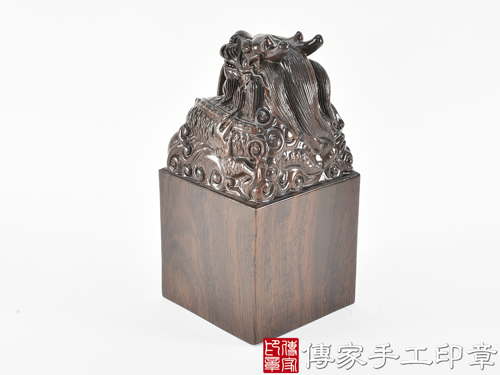 頂級黑檀木精雕龍廟章:廟章、神明印章、大印章 (尺寸8.5x8.5x18公分)