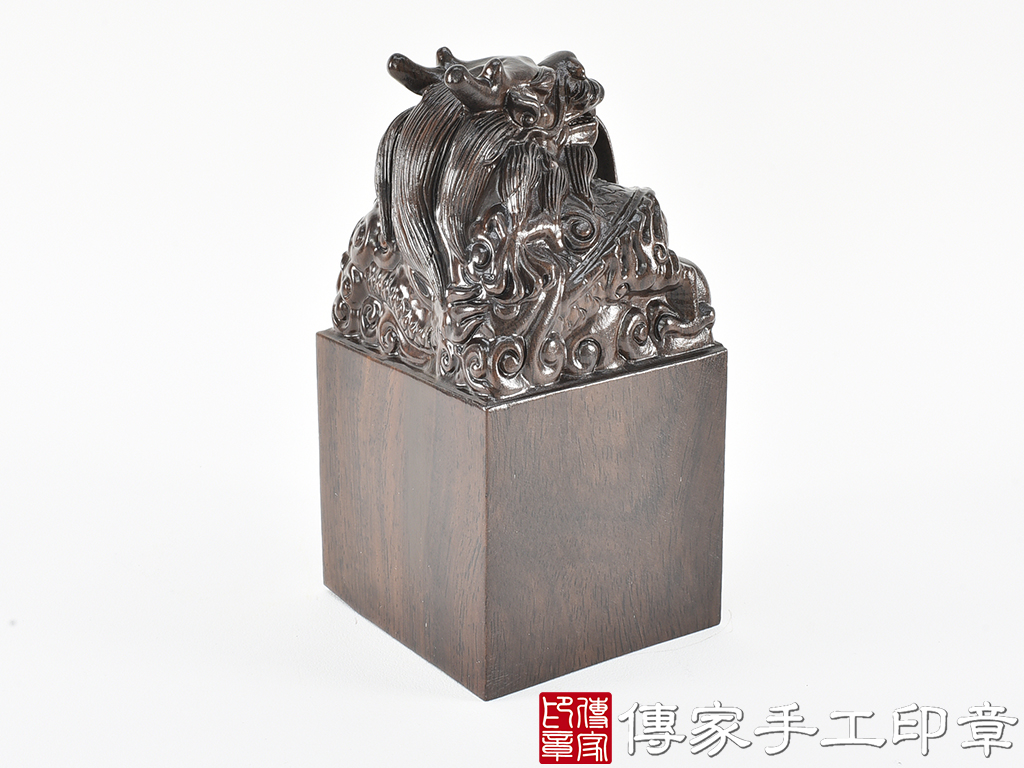 頂級黑檀木精雕龍廟章:廟章、神明印章、大印章 (尺寸8.5x8.5x18公分)