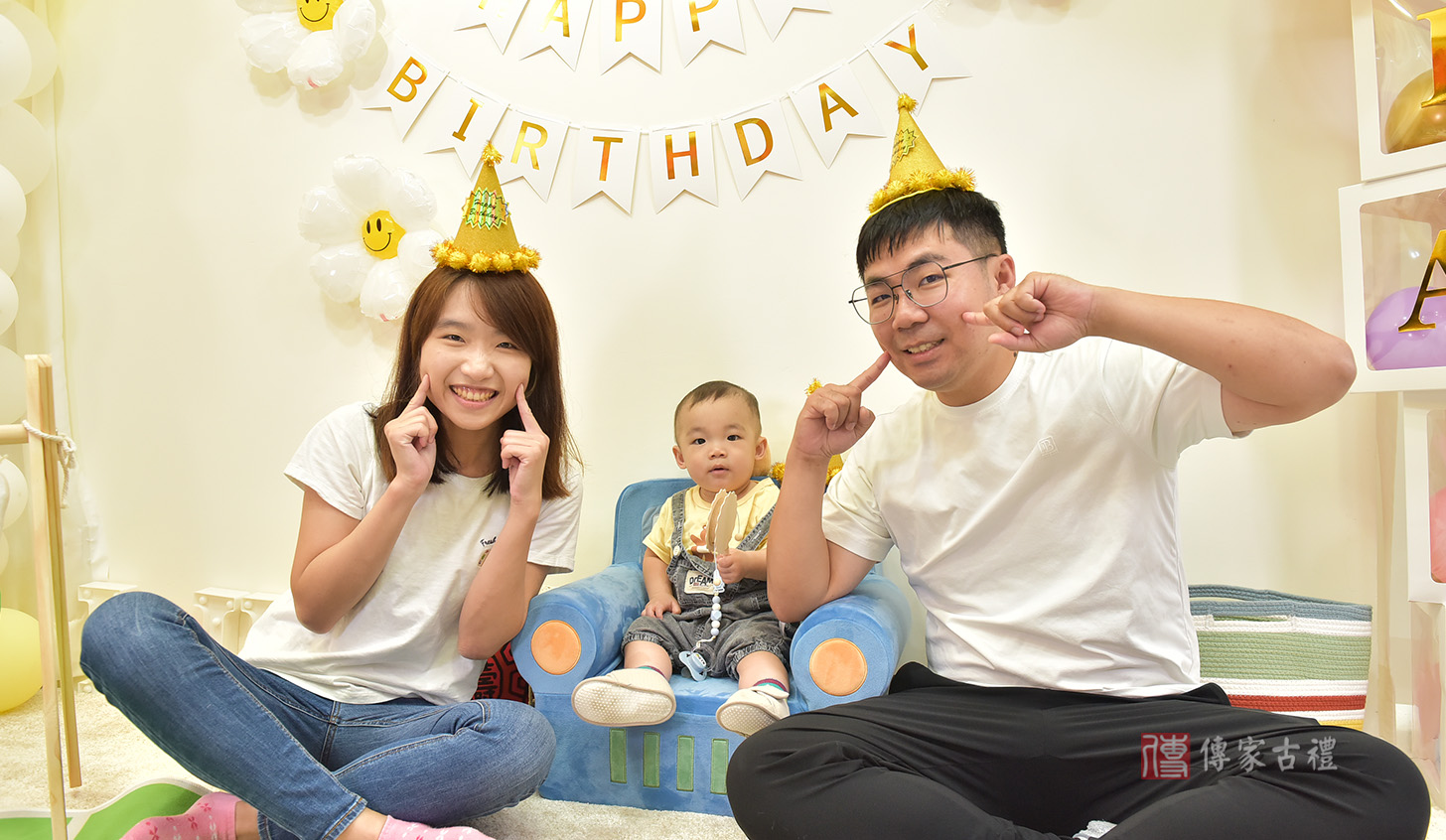 廖寶寶美式抓周活動過程拍照img-6.jpg