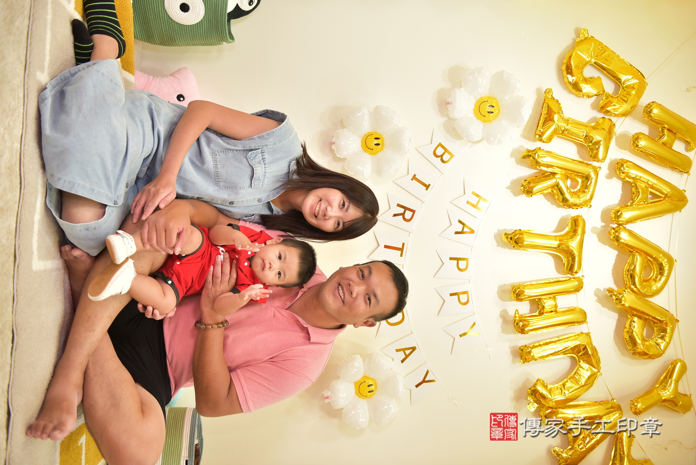 台南市永康區翔翔寶寶抓周推薦：傳家台南店抓周度脺現代美式會場及中國風會場，嬰兒古禮抓周流程儀式吉祥話、抓周道具物品24種、拍照。抓周證書。2025.9.20，照片18