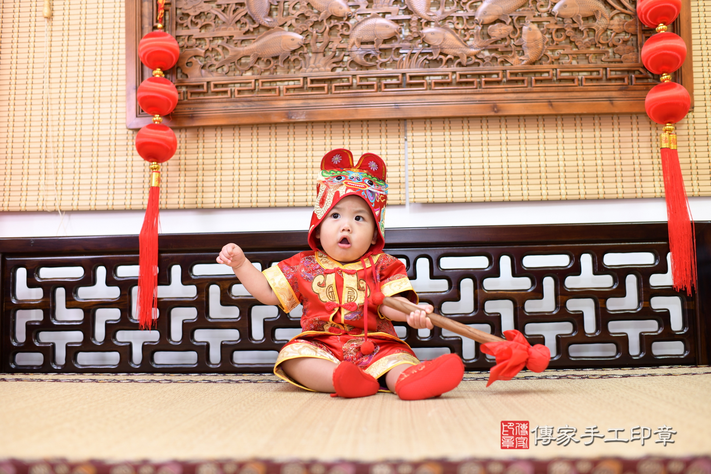台南市永康區翔翔寶寶抓周推薦：傳家台南店抓周度脺現代美式會場及中國風會場，嬰兒古禮抓周流程儀式吉祥話、抓周道具物品24種、拍照。抓周證書。2025.9.20，照片15