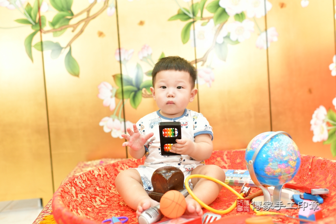 傳家手工印章台中店、抓周