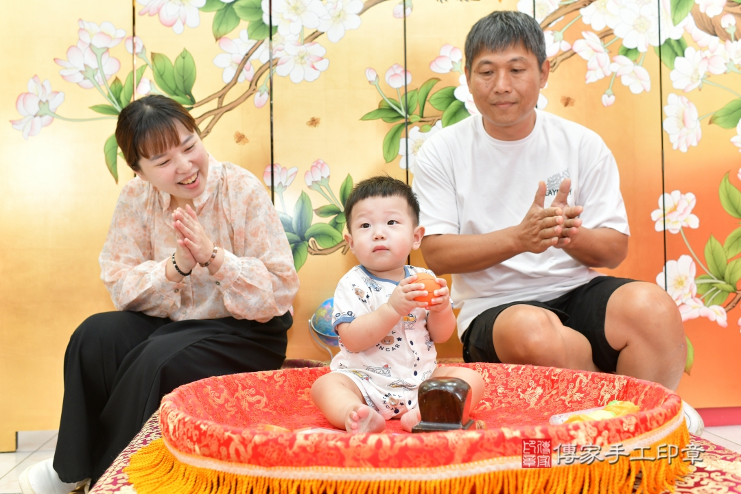 傳家手工印章台中店、抓周