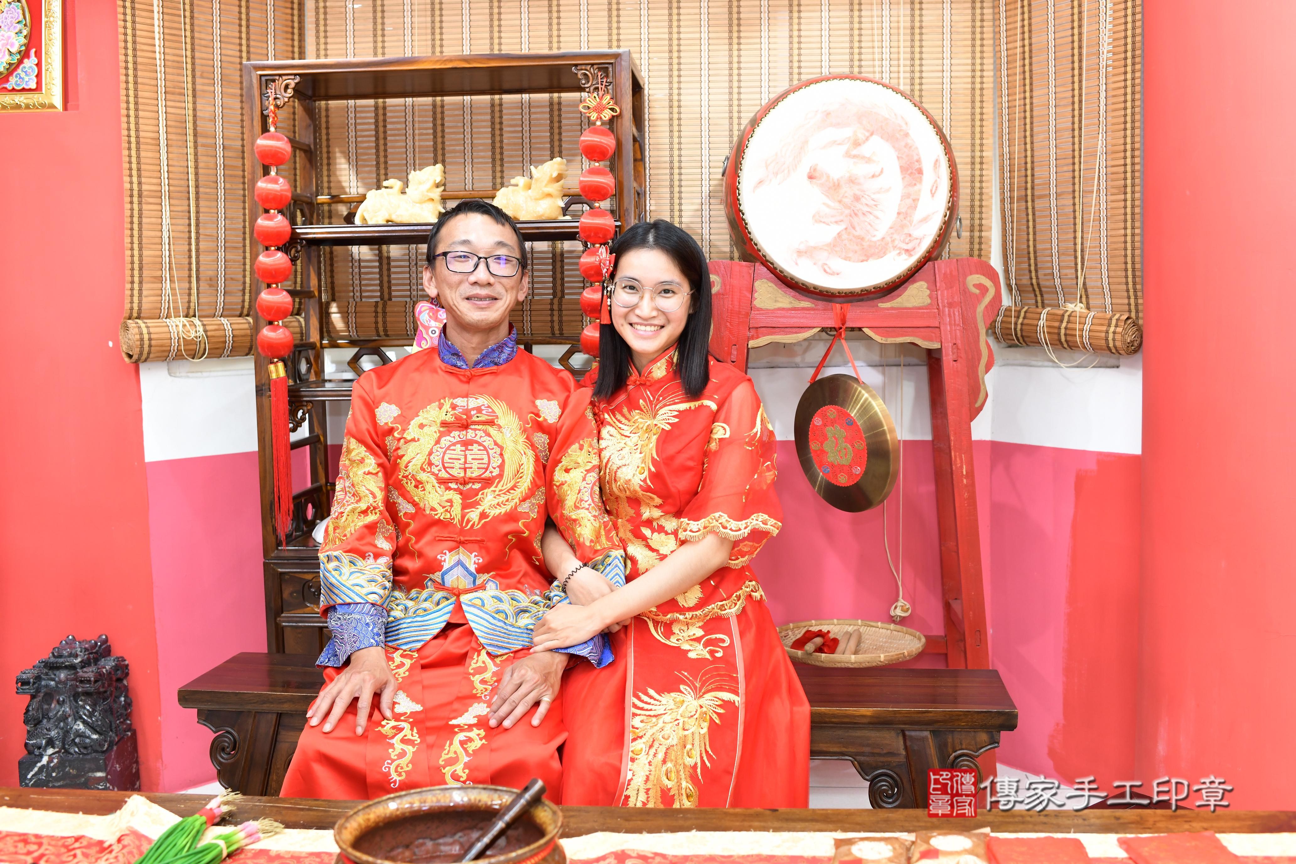 傳家手工印章高雄店、抓周、度脺、美式風會場、傳家嬰兒古禮、吉祥話、抓周道具物品24種、拍照。抓周證書。寶寶抓周、滿周歲、生日快樂、祝福