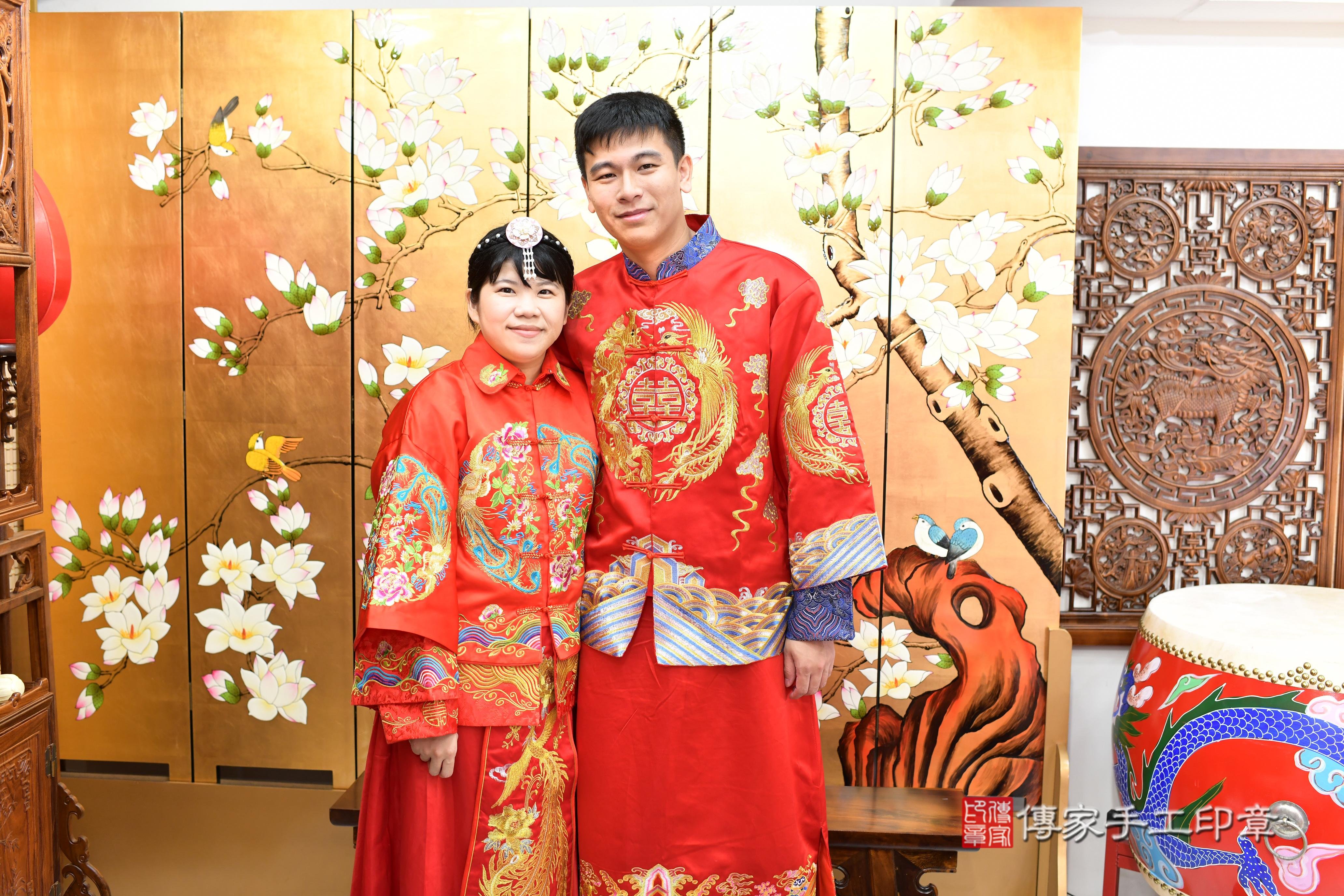 傳家手工印章高雄店、抓周、度脺、中國風會場、傳家嬰兒古禮、吉祥話、抓周道具物品24種、拍照。抓周證書。寶寶抓周、滿周歲、生日快樂、祝福