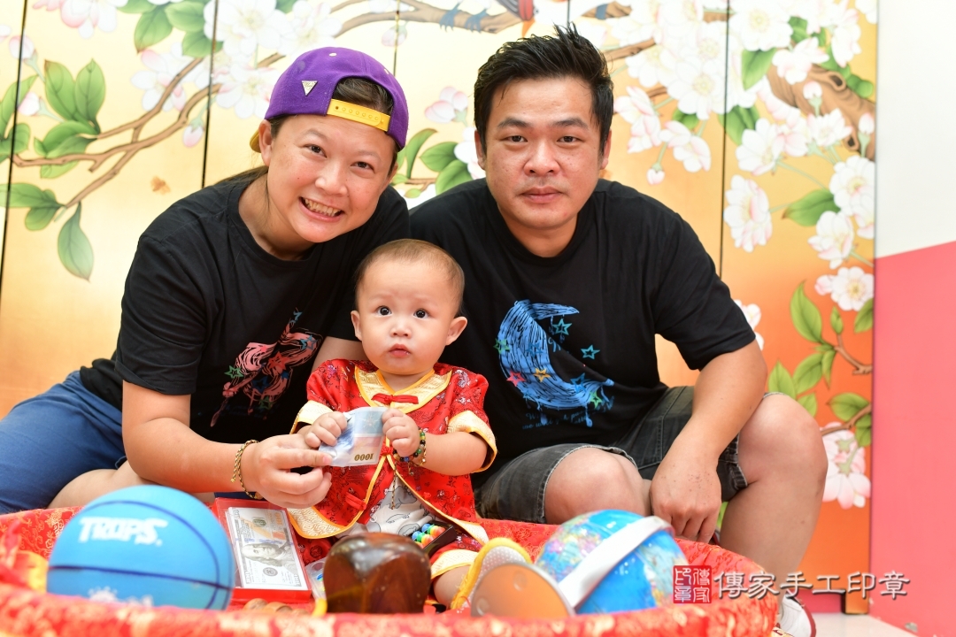 傳家手工印章台中店、抓周