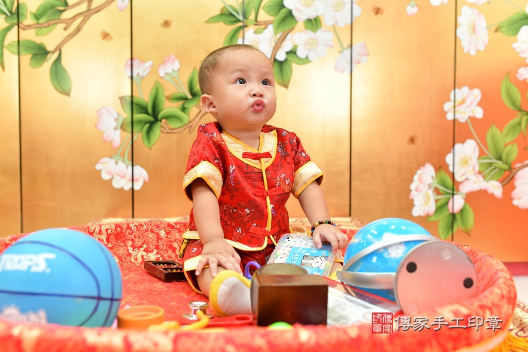 傳家手工印章台中店、抓周