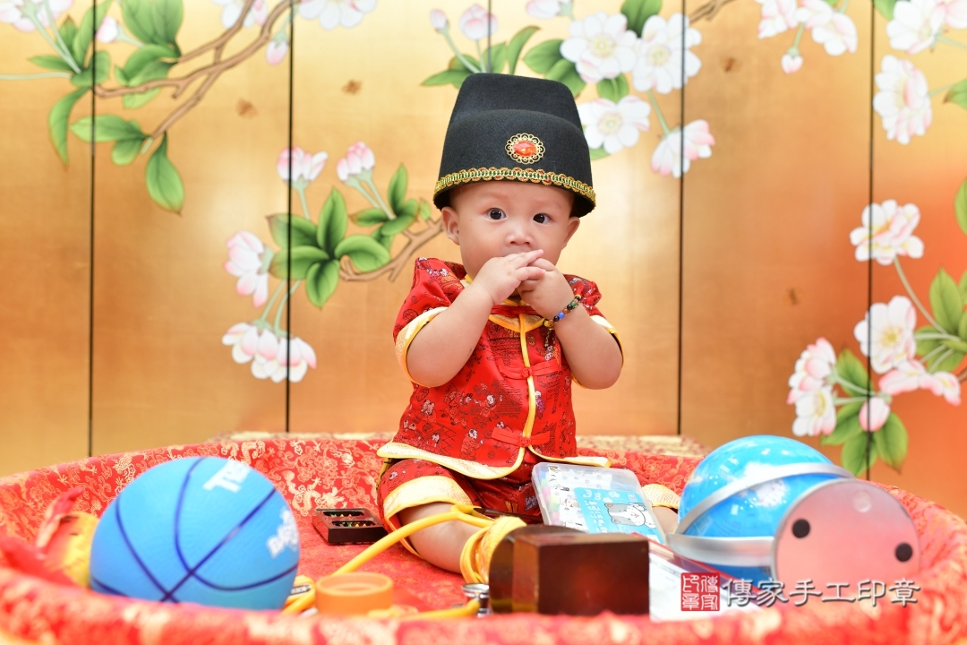 傳家手工印章台中店、抓周