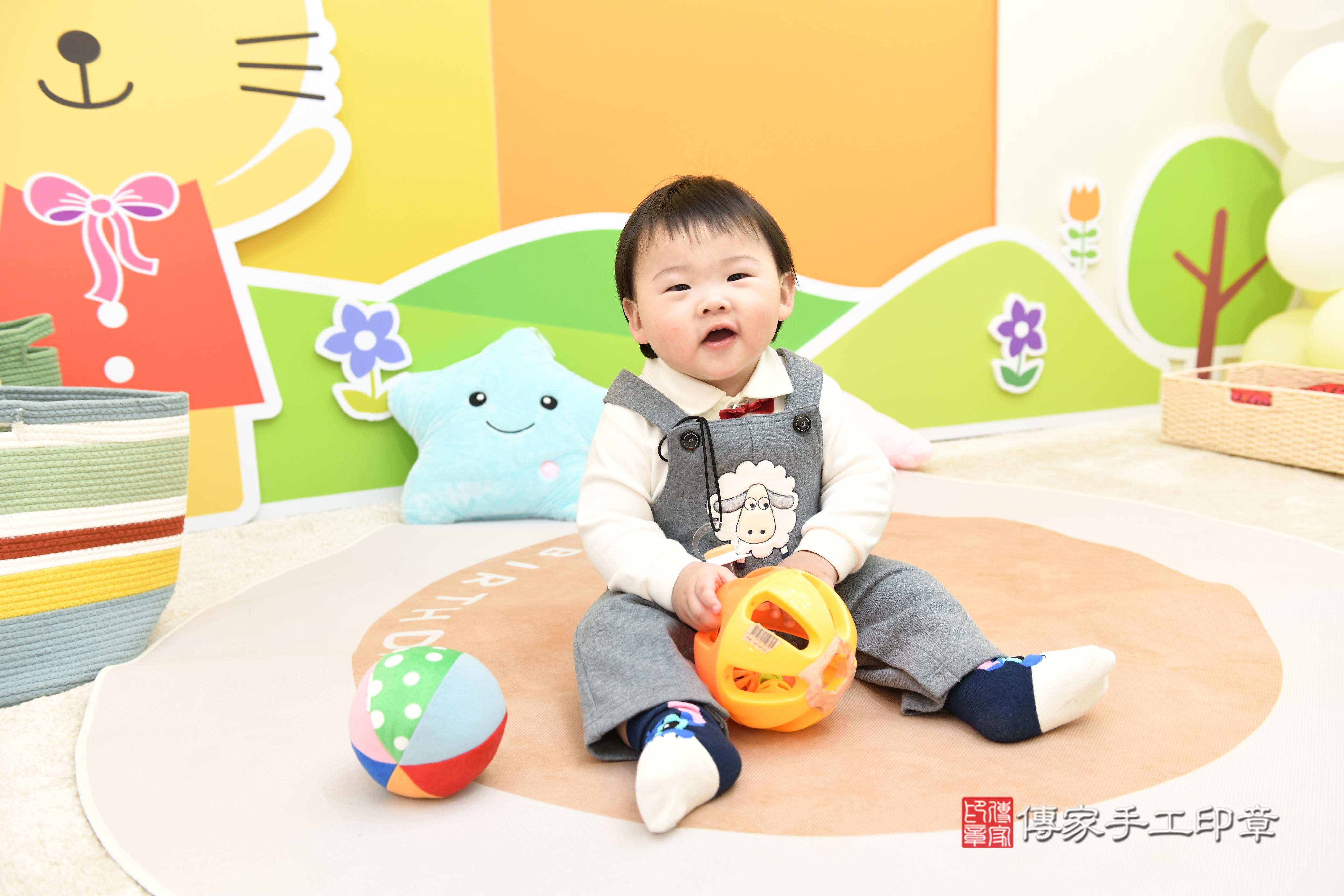 寶寶抓週：夢想從這裡開始！台南市永康區硯硯寶貝抓周推薦：傳家 .....，案例照